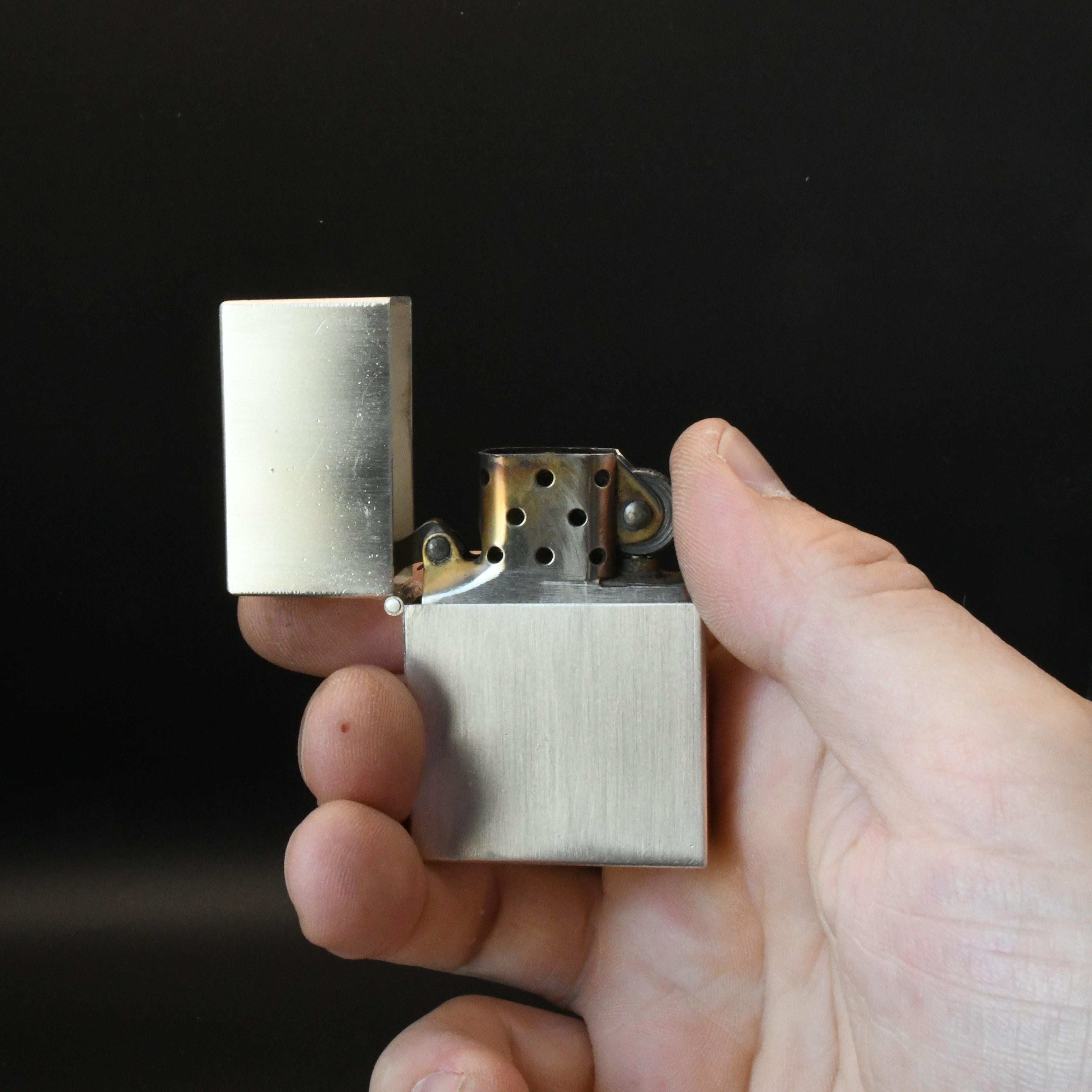 Encendedor de combustible estilo Zippo de plata de ley hecho a mano en venta 8