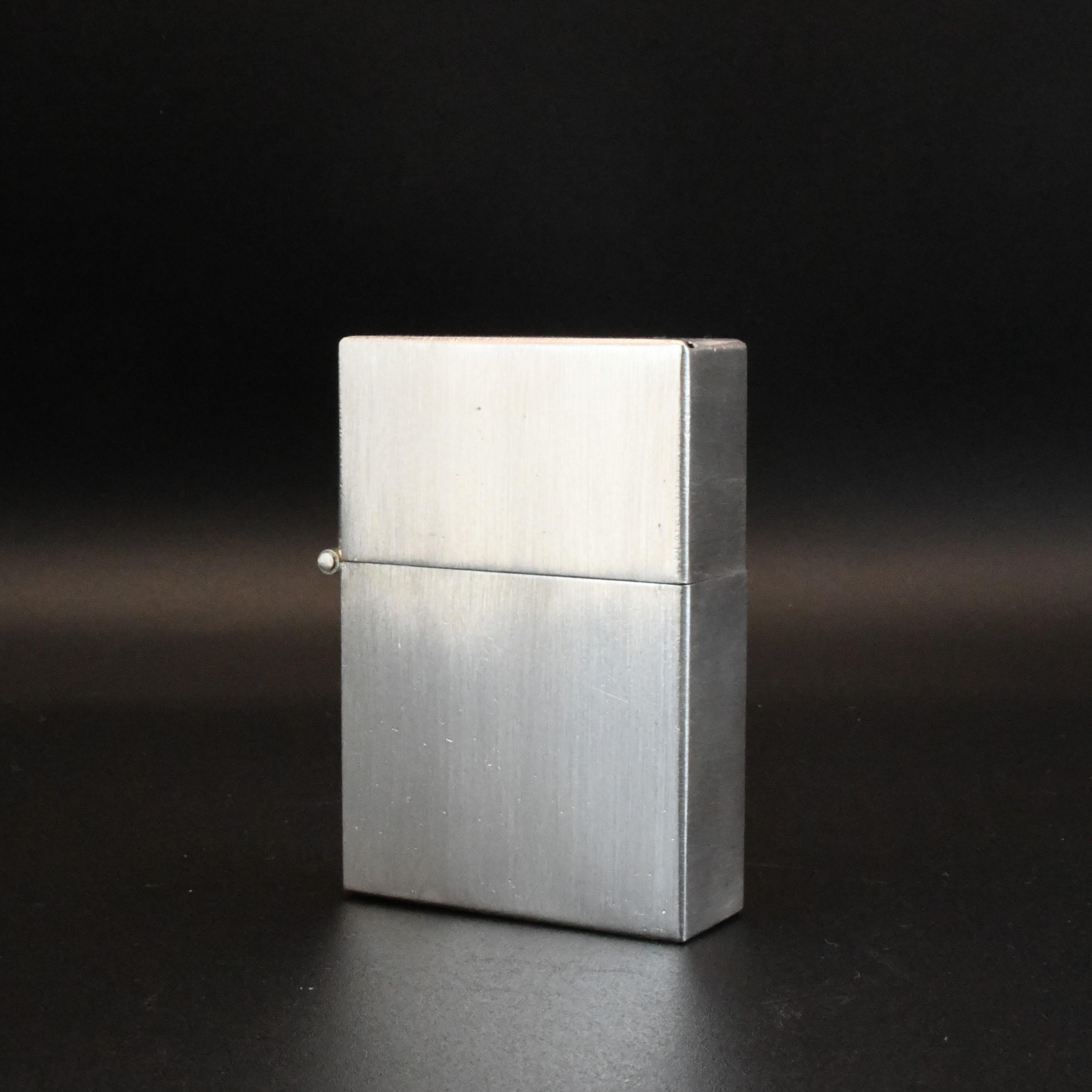 Encendedor de combustible estilo Zippo de plata de ley hecho a mano en venta 4