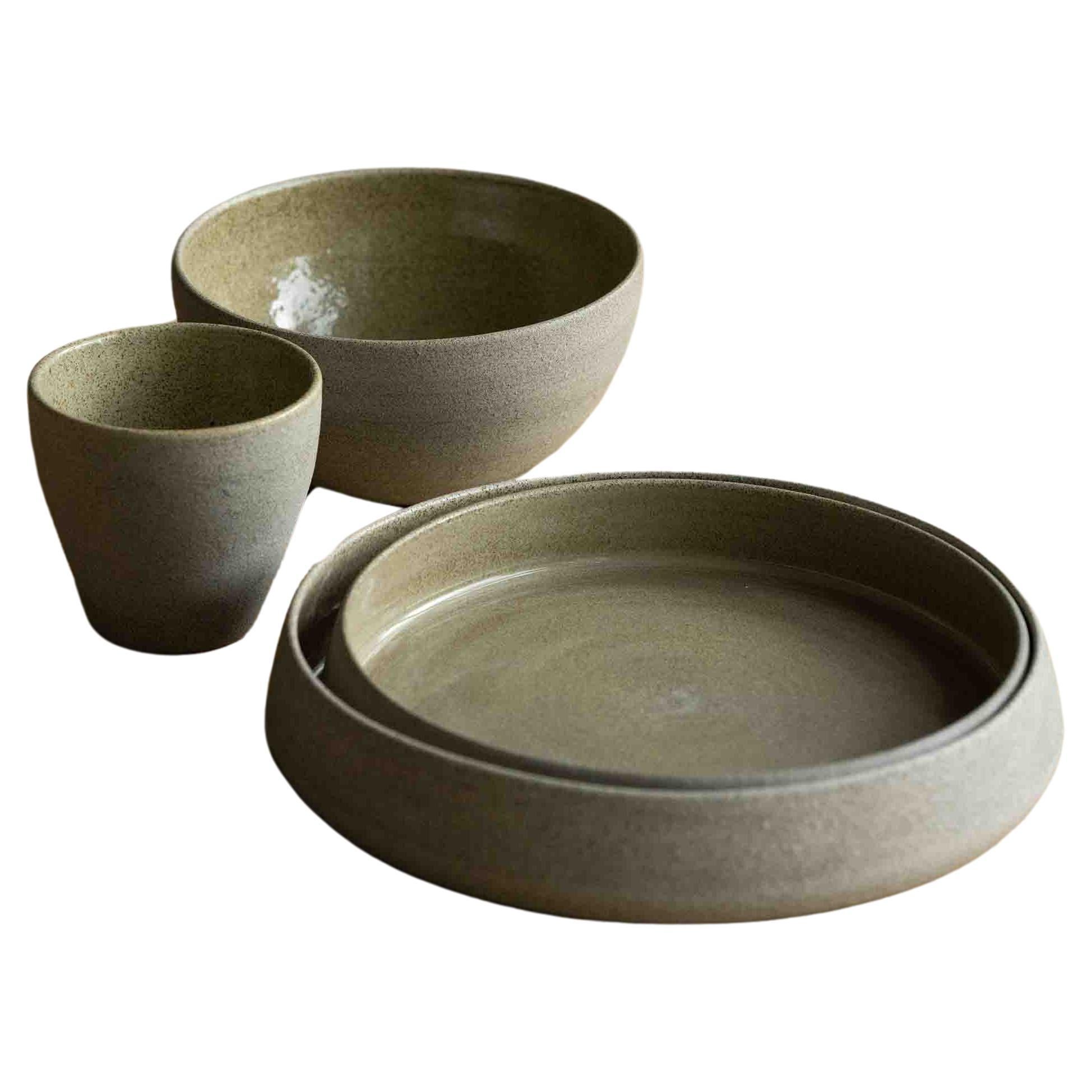 Handmade Stoneware Dinner Set "Concrete" For Sale