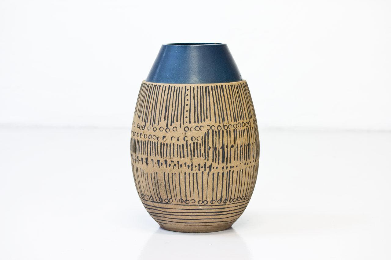 Scandinavian Modern Handmade Stoneware Floor Vase by Lisa Larson for Gustavsberg, Sweden, 1960s