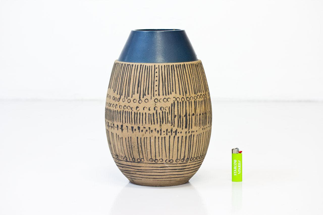 Swedish Handmade Stoneware Floor Vase by Lisa Larson for Gustavsberg, Sweden, 1960s