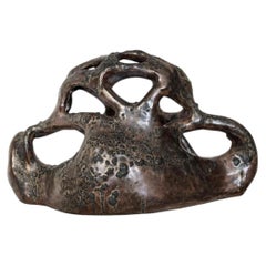 Vase sculptural en grès, fabriqué à la main par Maku Ceramic