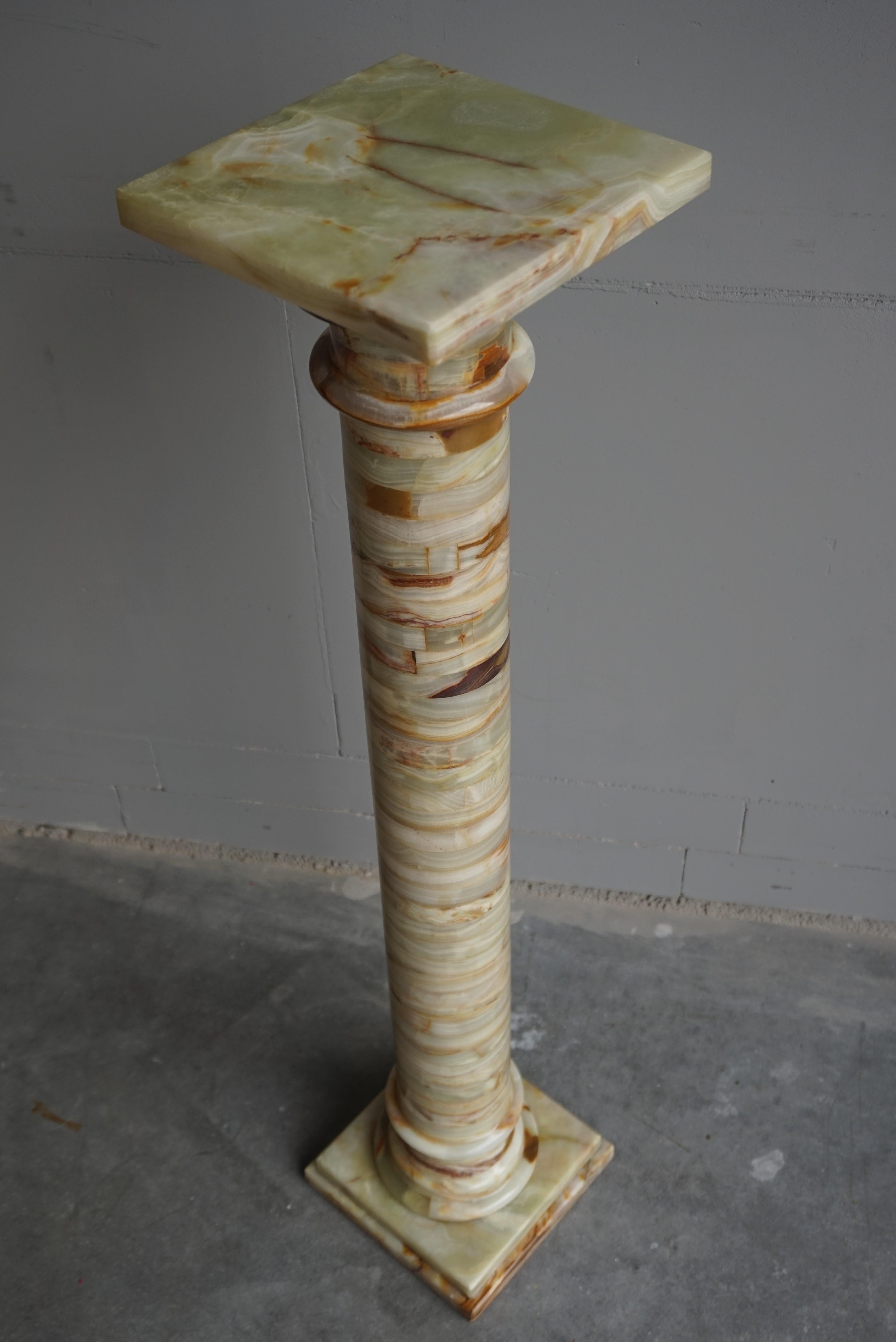 Handmade & Stunning Onyx Mineral Stone Tuscan Column Pedestal / Sculpture Stand 4