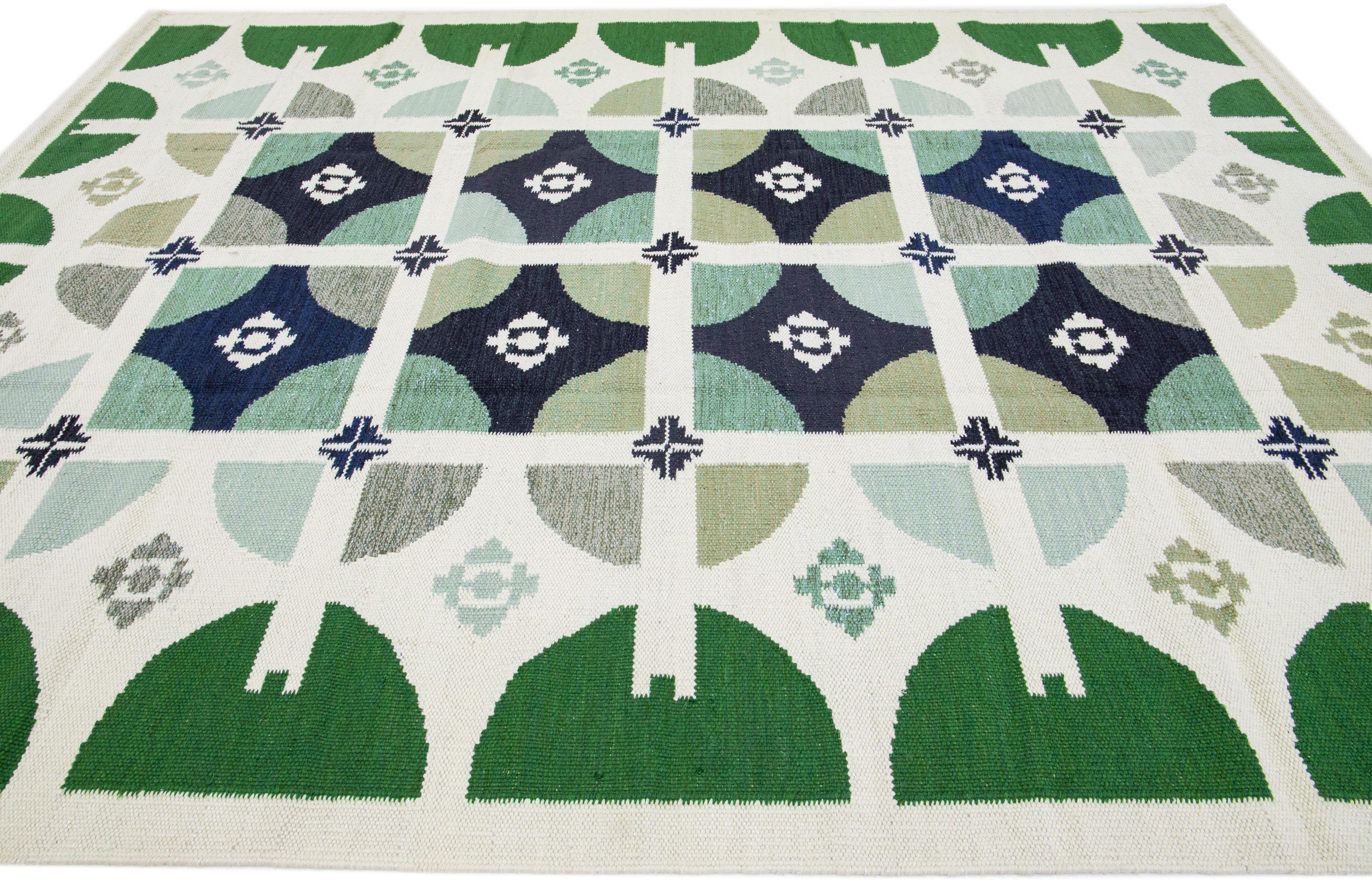 Indian Handmade Swedish Style Modern Wool Rug with Green Geo Abstract Motif For Sale