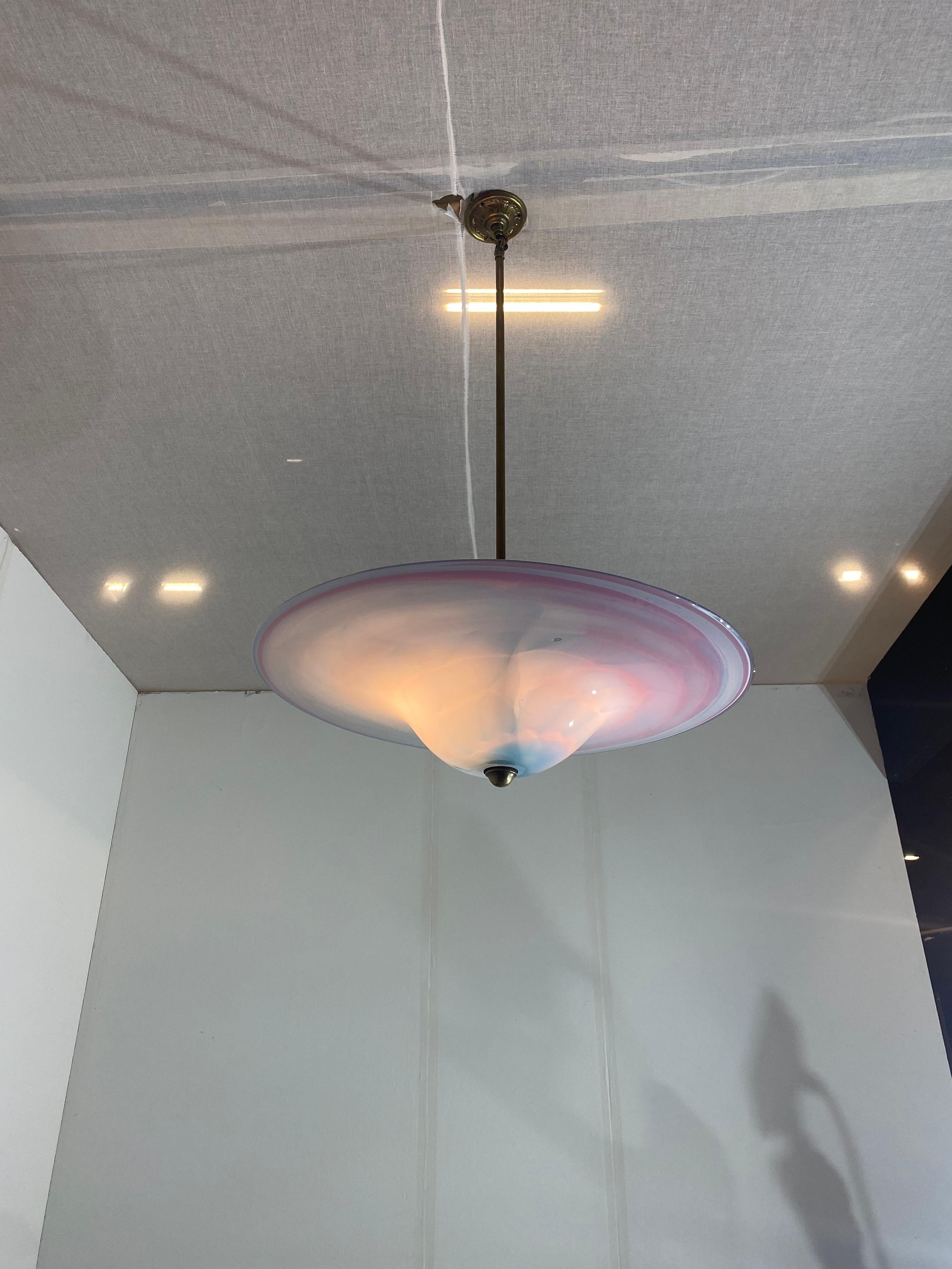 Handgemachte Swirl Murano Glas Decke Lampe Pastell Rosa Blau Italienisch Art Deco 1980s (Geblasenes Glas) im Angebot