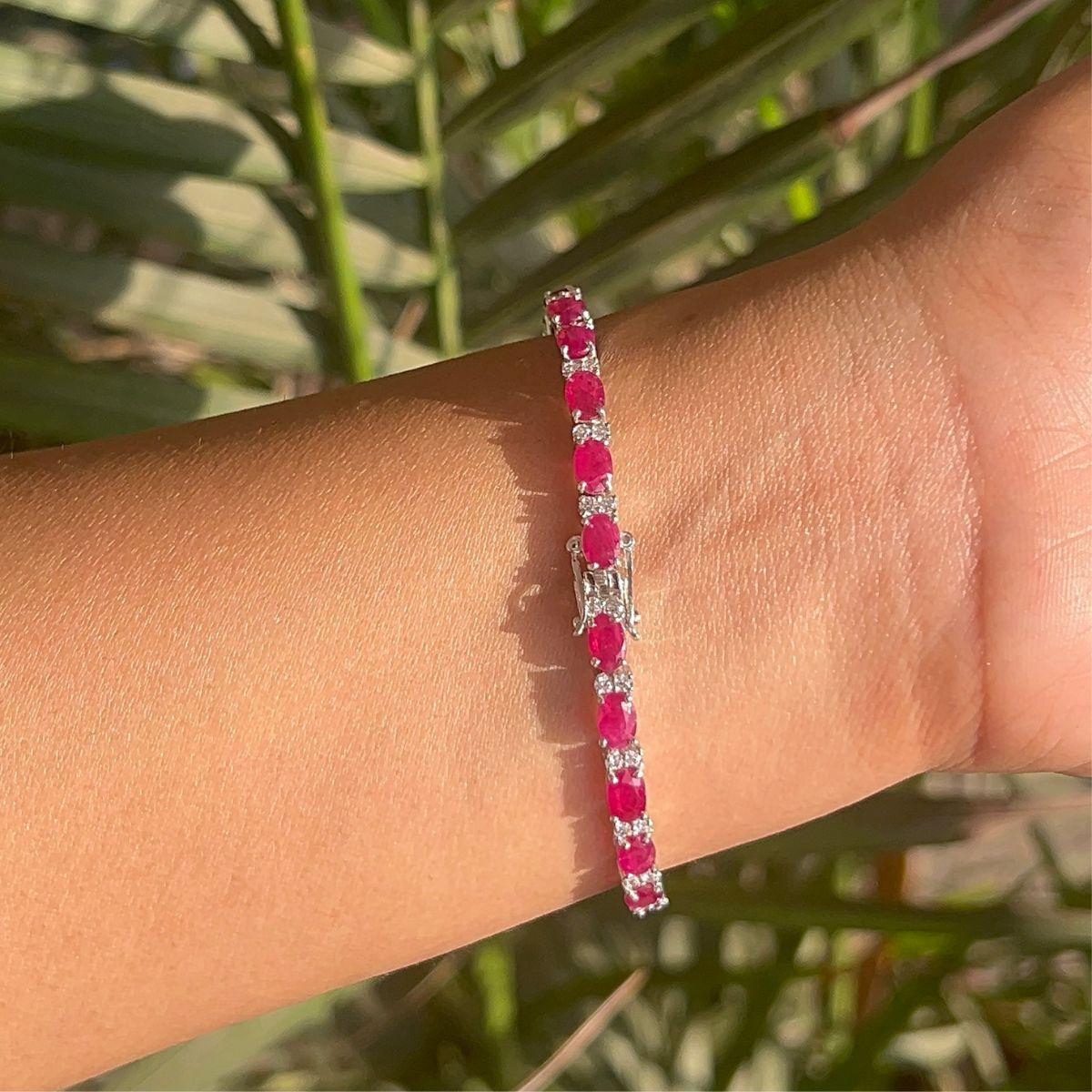Women's Elegant Natural Ruby Zirconia Tennis Bracelet Gift for Sister in 925 Silver For Sale