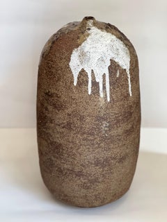 Handgefertigte Terrakotta-Vase mit Esche glasiert