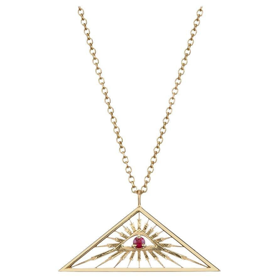 Collana con ciondolo a forma di occhio di triangolo fatto a mano con rubino rosso rotondo in oro giallo 14Kt