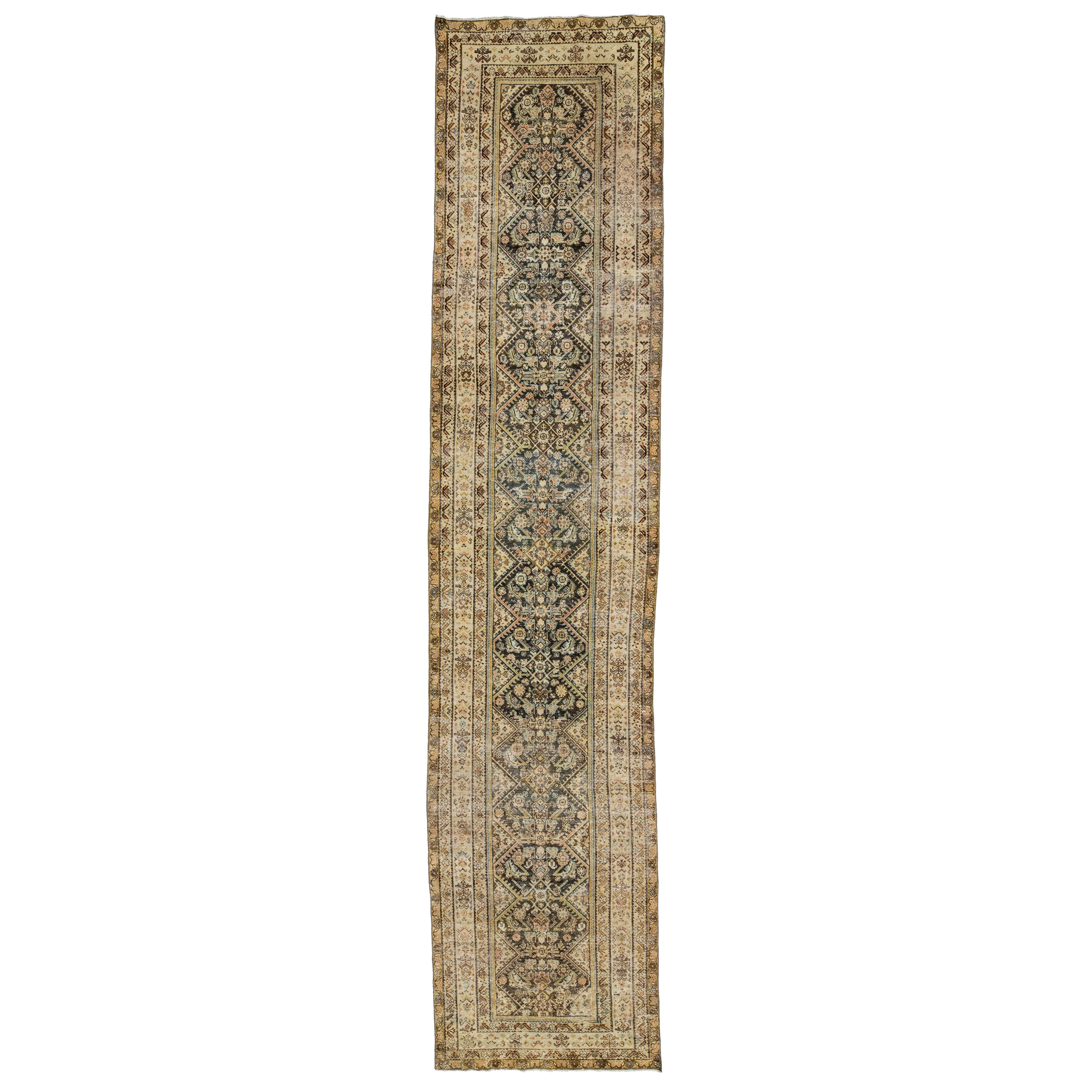 Tapis de couloir tribal antique Malayer fait à la main avec des accents multicolores