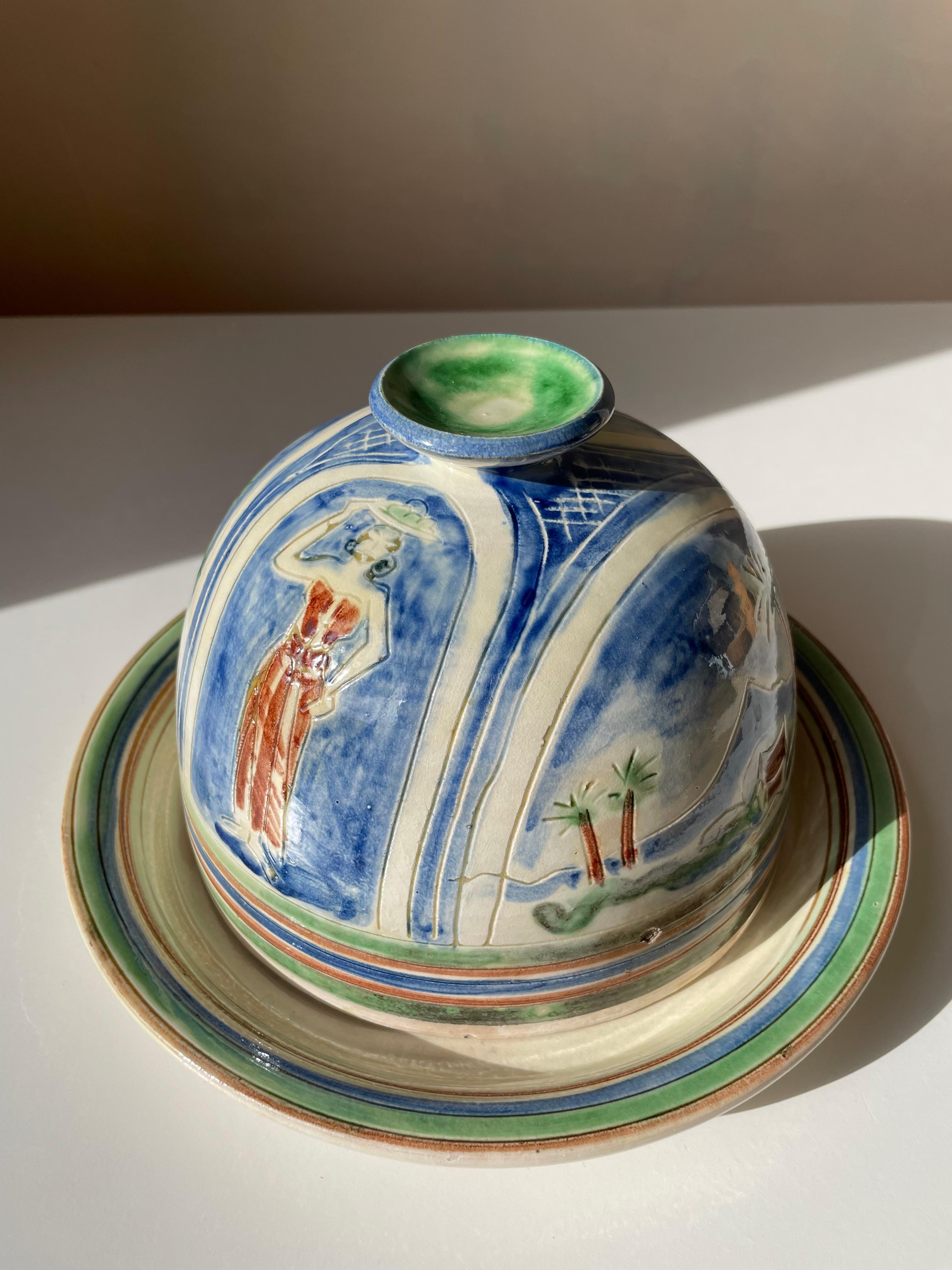 20th Century Handmade Danish 1950s Tropic Decor Ceramic Dome And Plate For Sale