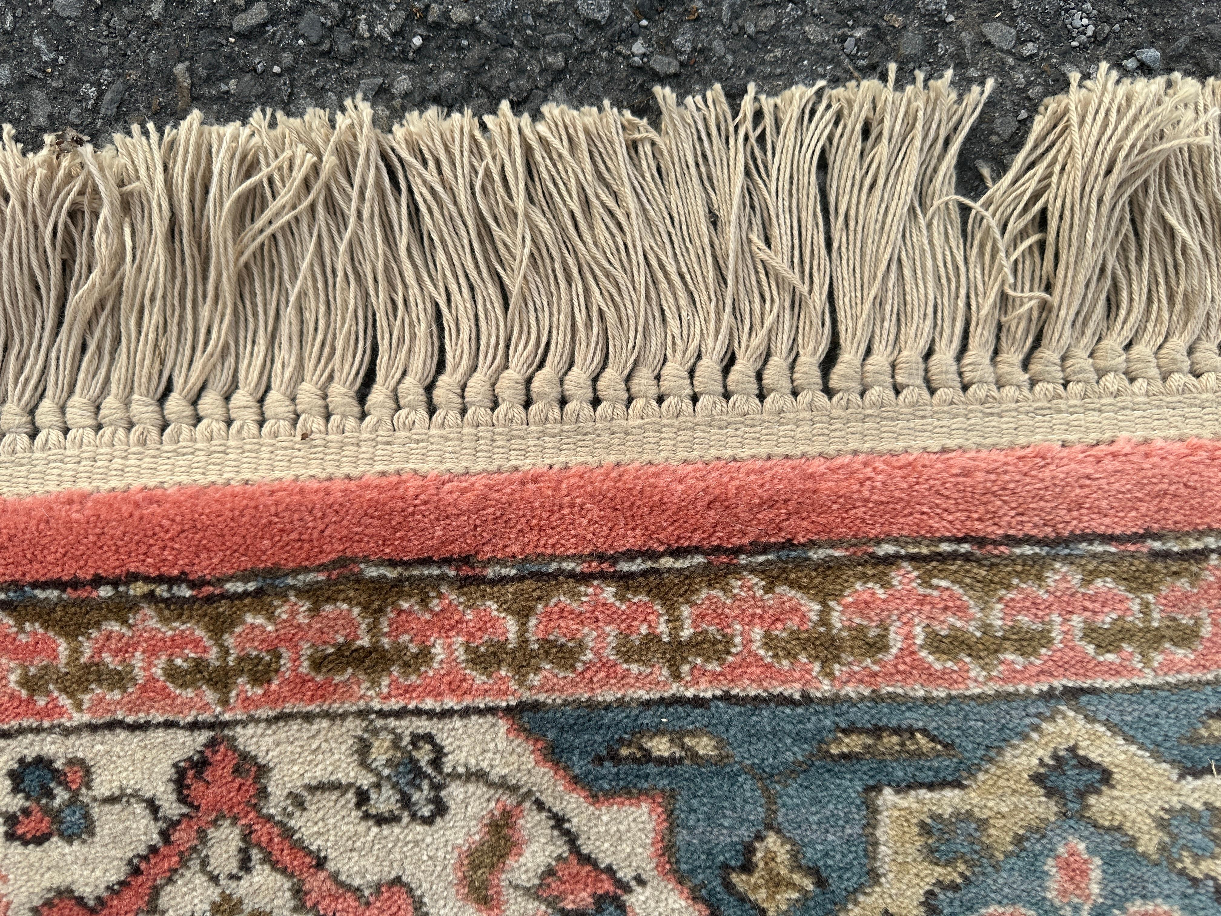 Tapis turc Bergama Karastan fait main des années 1980 - W5234 Bon état - En vente à Shamokin Dam, PA