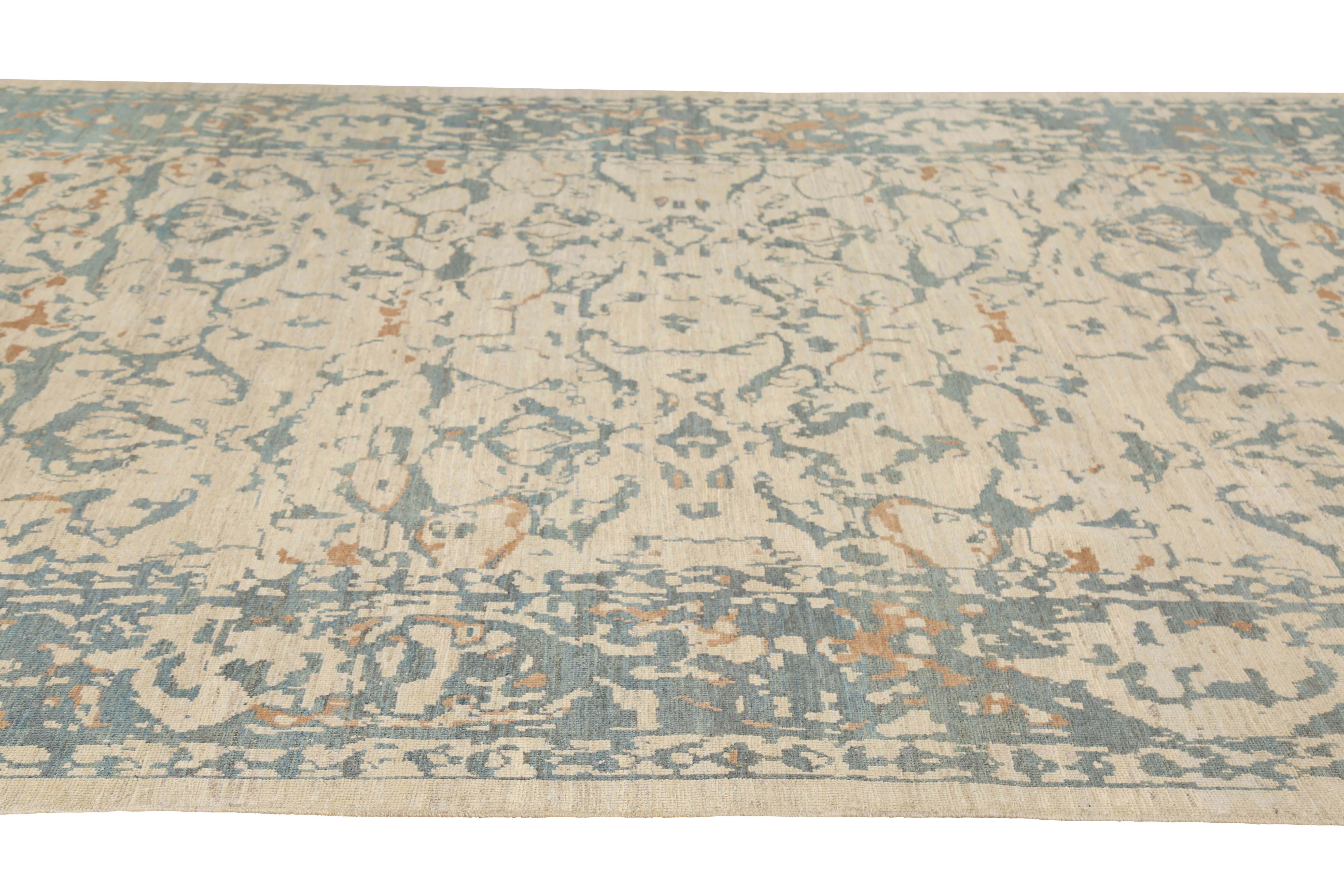 Handgefertigter türkischer Sultanabad-Teppich – modernes Design mit blauem, grünem und orangefarbenem Kragen im Angebot 4