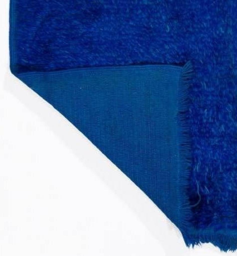 XXI secolo e contemporaneo Tappeto turco Tulu fatto a mano in blu indaco, 100% lana, opzioni personalizzate disponibili in vendita