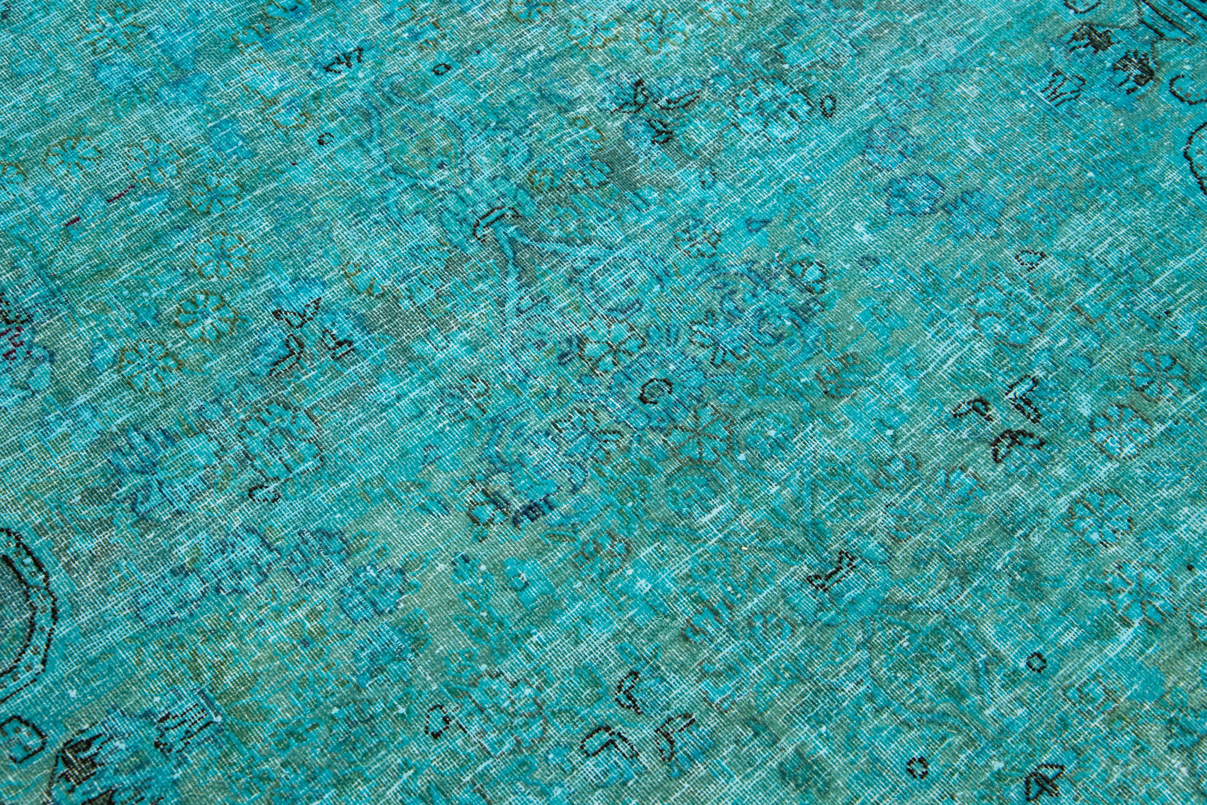 Islamique Tapis persan teinté turquoise fait à la main avec motif sur toute la surface 4 x 6 en vente