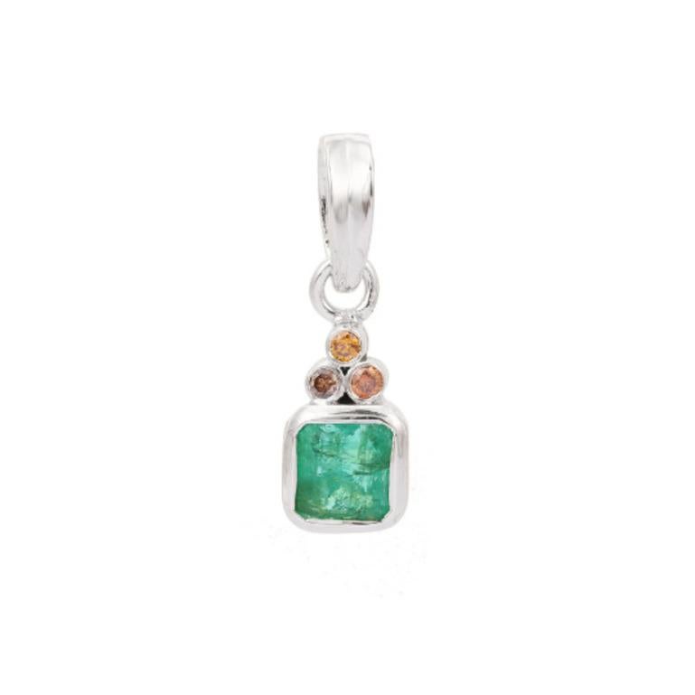 Emerald Cut Handmade Unisex 925 Silver Emerald Diamond Everyday Pendant Gift For Sale