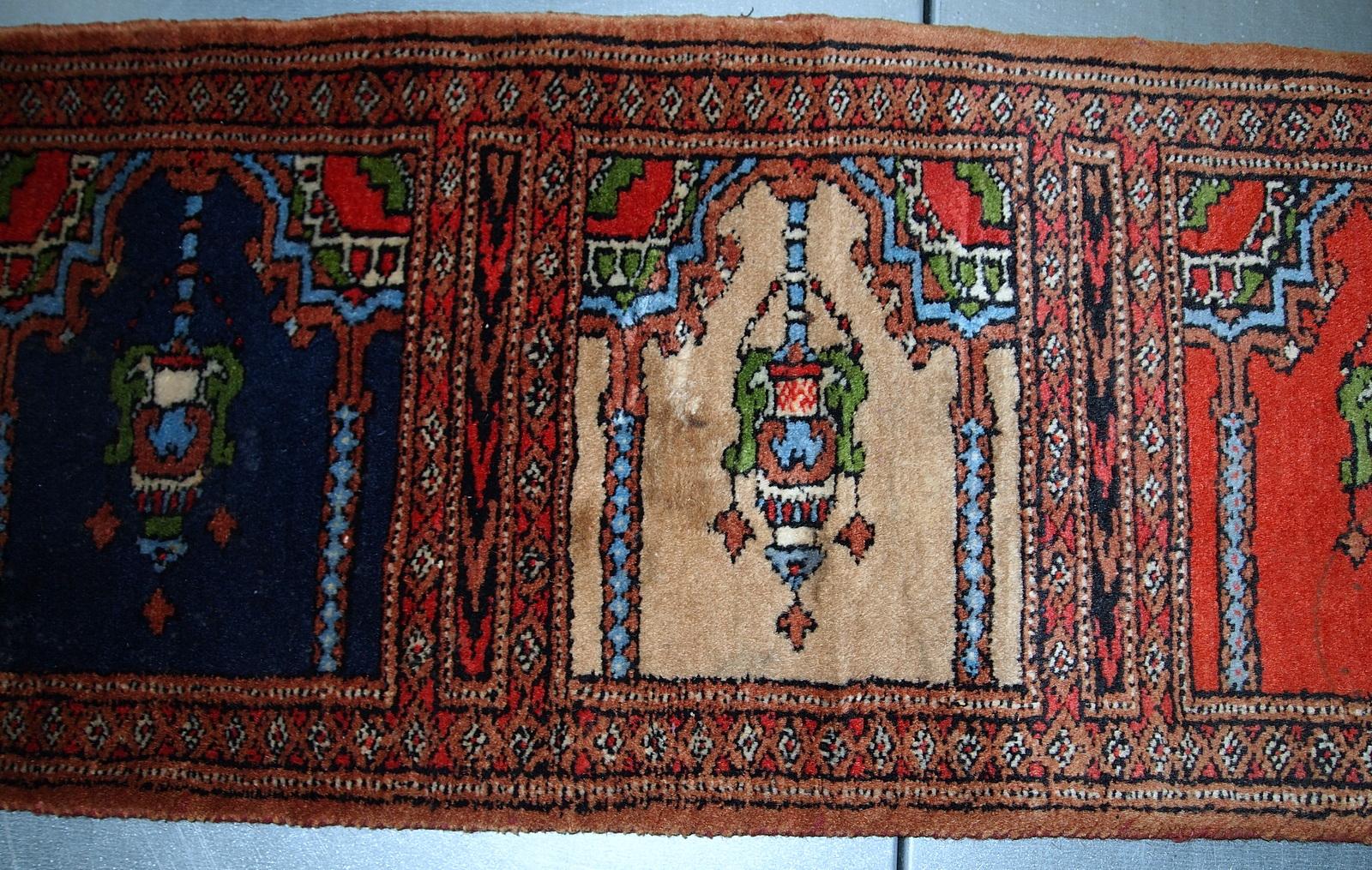 Handmade Uzbek Bukhara Prayer Rug, 1970s, 1C637 1