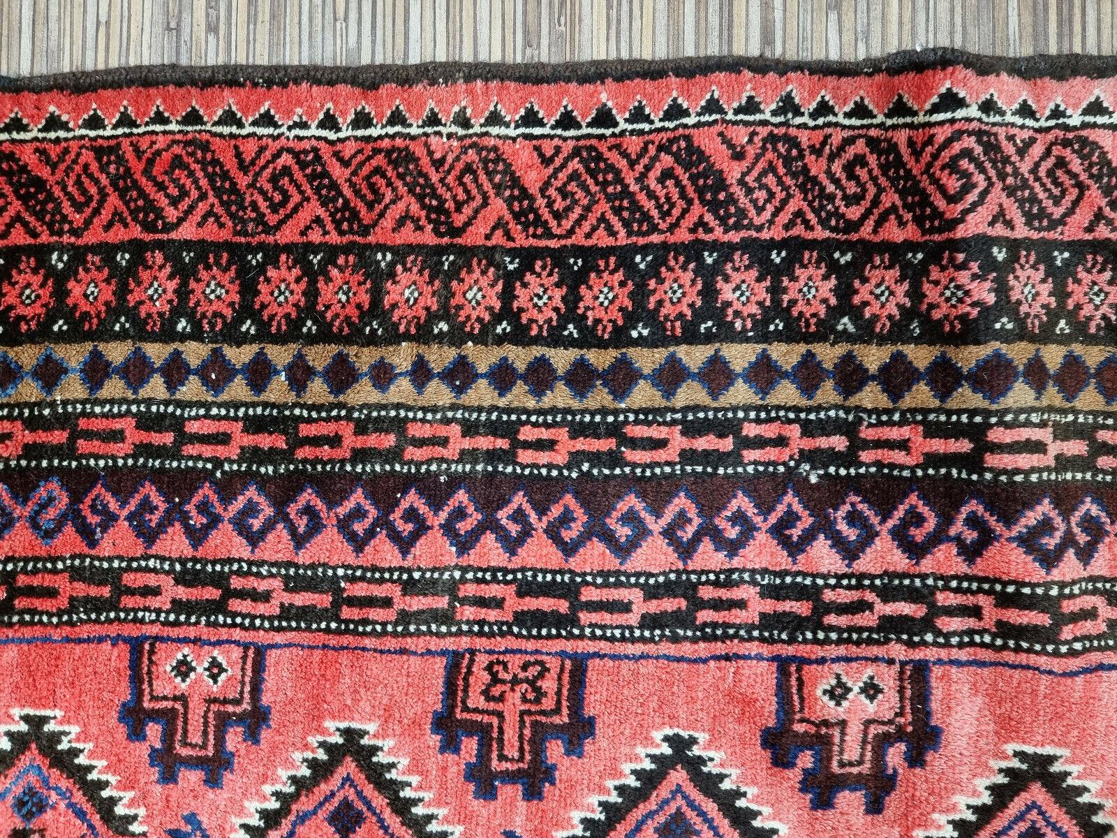 Handmade Vintage Afghan Baluch Prayer Rug 2.4' x 4.7', 1960s - 1D94 For Sale 4