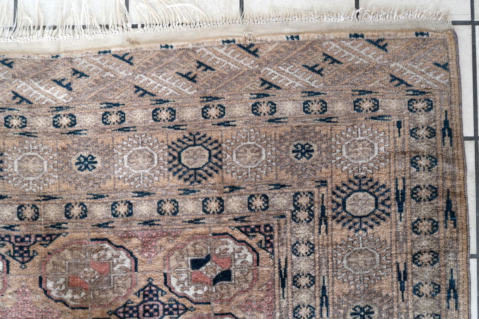 Tappeto afgano d'epoca Baluch fatto a mano 4,1' x 6,5' 1960 - 1С1172 In condizioni buone in vendita a Bordeaux, FR