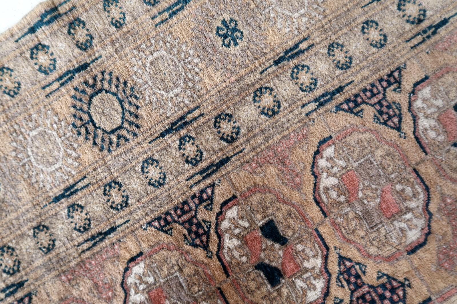 Tappeto afgano d'epoca Baluch fatto a mano 4,1' x 6,5' 1960 - 1С1172 in vendita 1