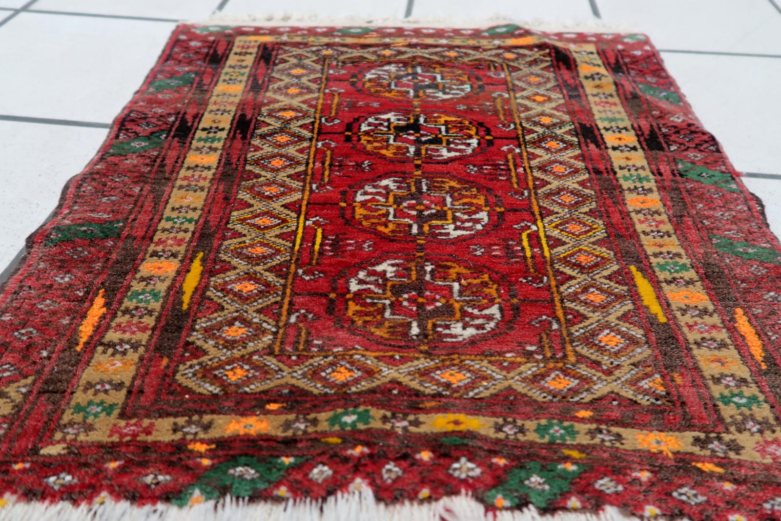 Handmade Vintage Afghan Ersari Mat Rug 1960s, 1C1070 For Sale 6