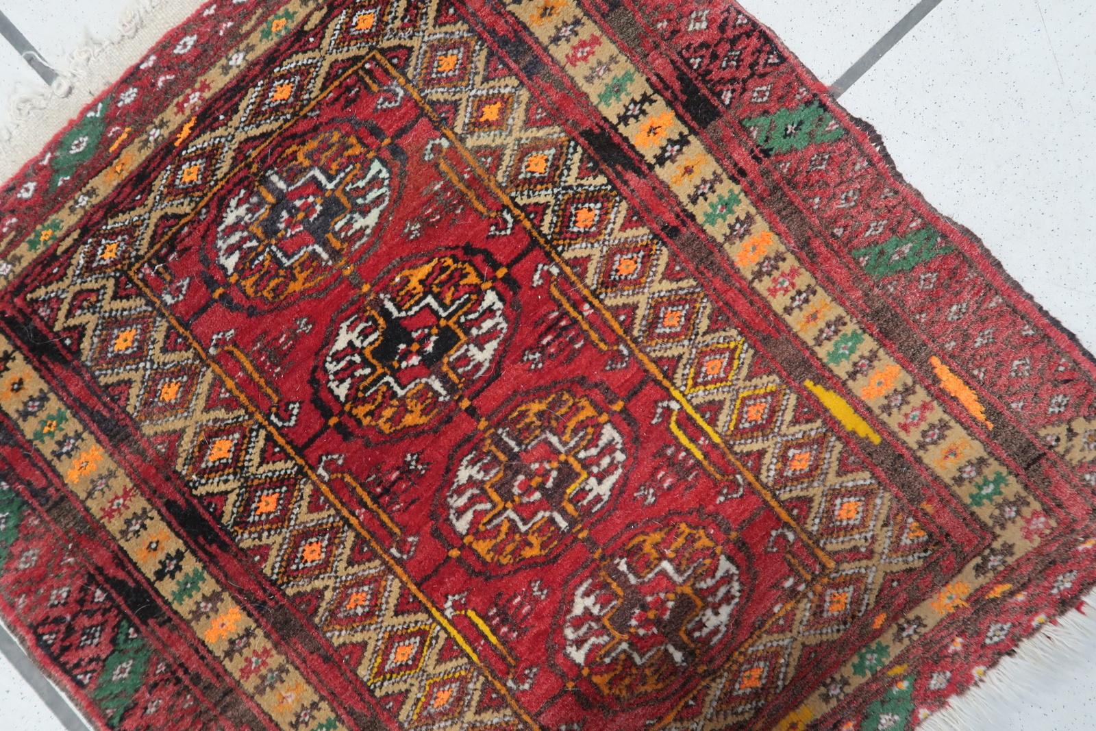 Wool Handmade Vintage Afghan Ersari Mat Rug 1960s, 1C1070 For Sale