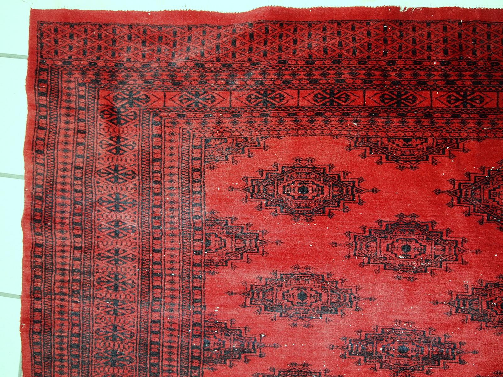Handmade Vintage Afghan Ersari Rug, 1970s, 1C655 For Sale 5
