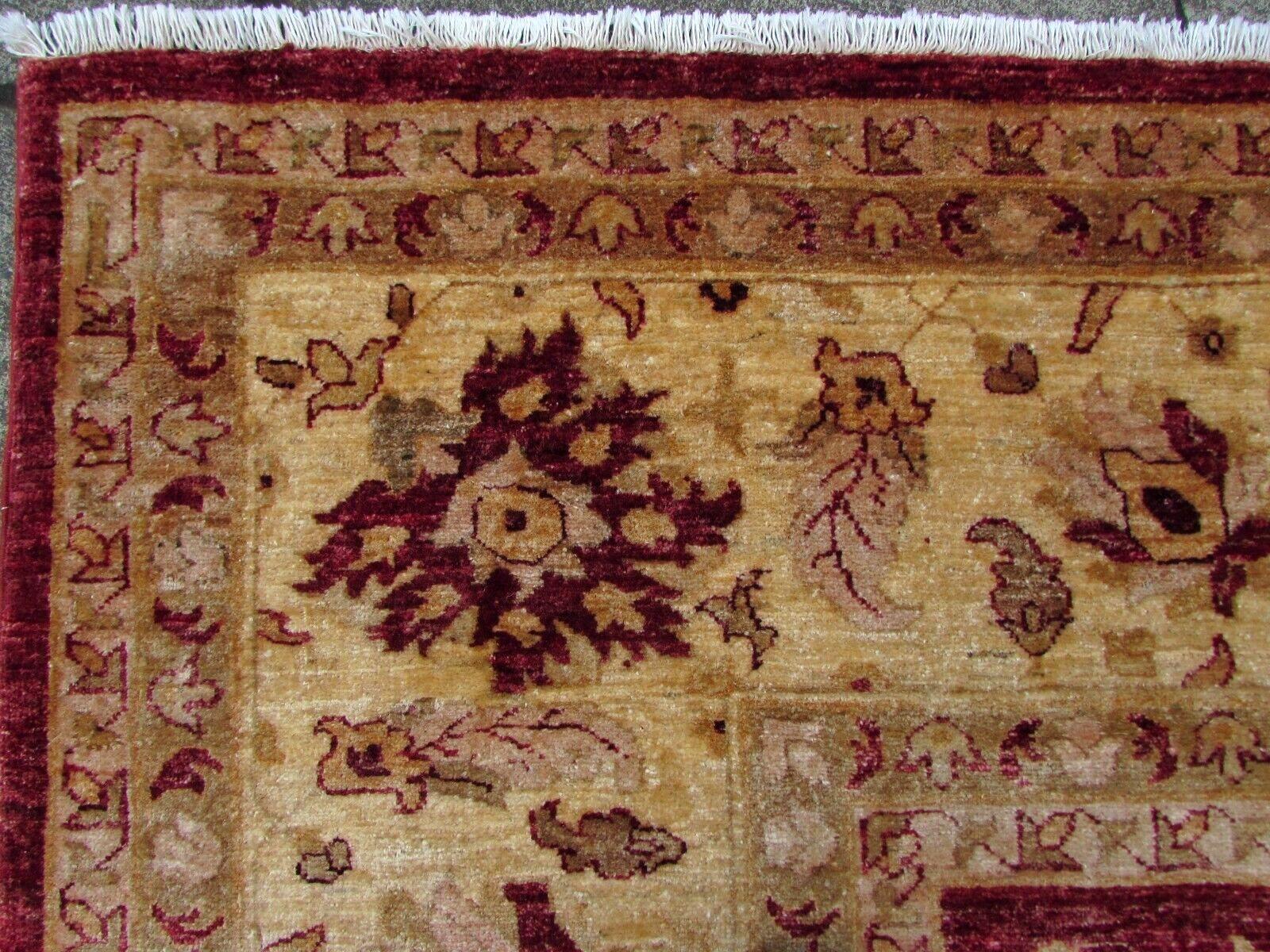Handgefertigter Afghan Zigler Vintage Teppich in Rot und Beige 9.7' x 12,8', 1980er Jahre, 1Q36 (Französisch) im Angebot