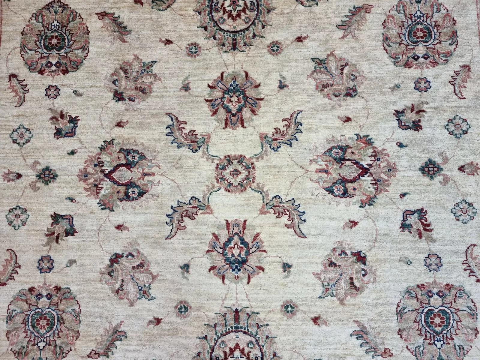 Late 20th Century Handmade Vintage Afghan Zigler Rug 6.8' x 9.5' 1980s - 1D169 For Sale