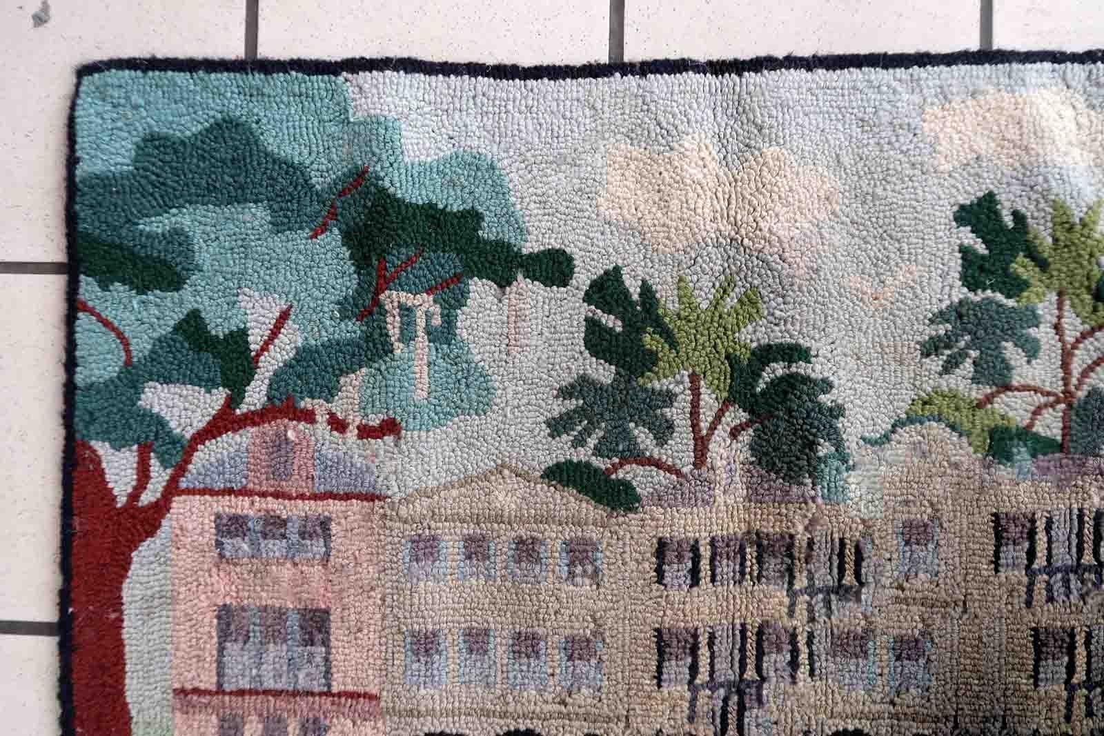Tapis crocheté américain vintage fait à la main, années 1940, 1C982 État moyen - En vente à Bordeaux, FR