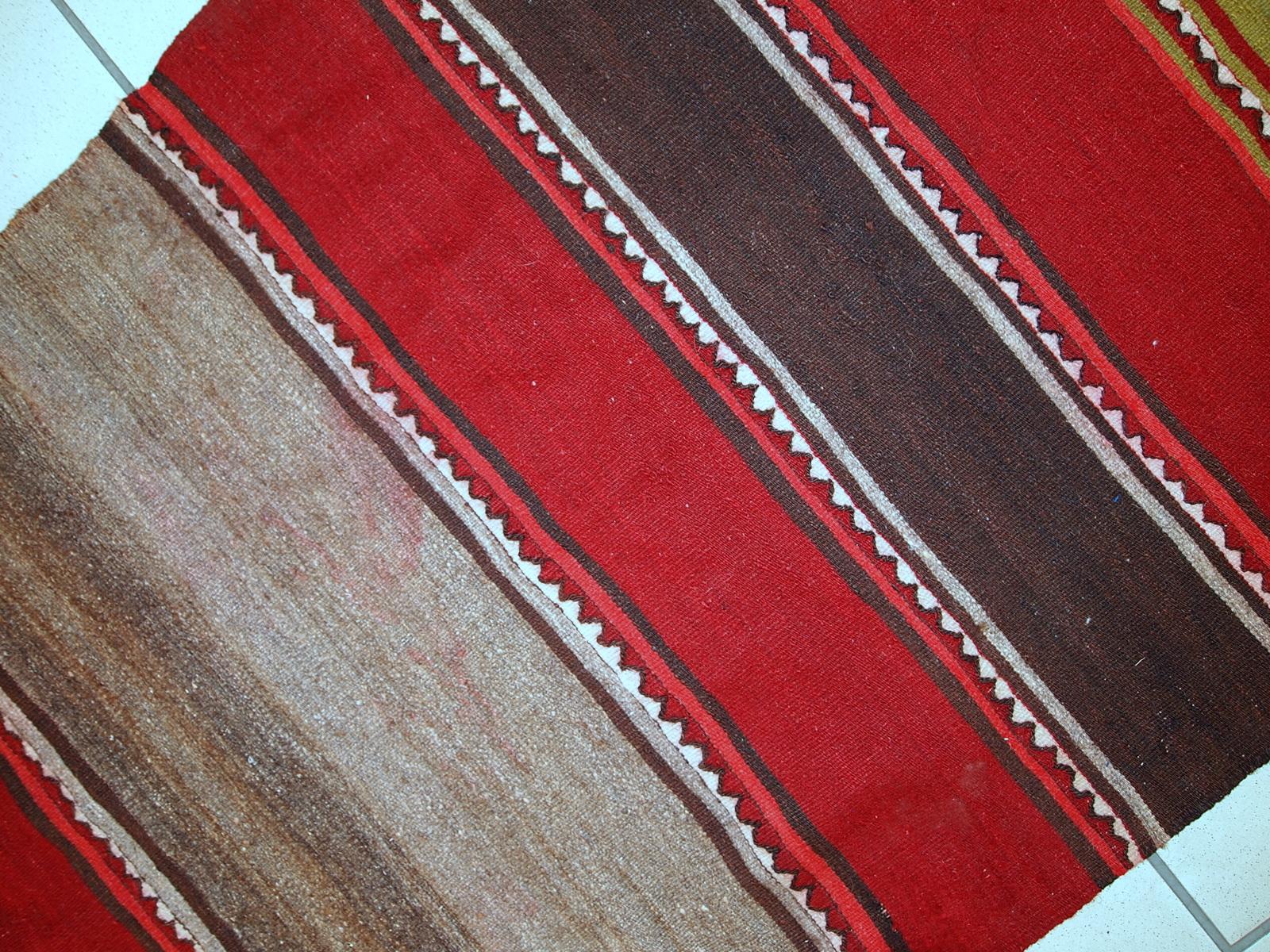 Handgefertigter Vintage-Läufer im Ardabil-Kilim-Stil, 1950er Jahre, 1C355 im Angebot 3