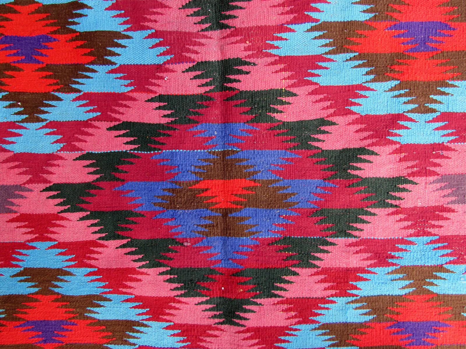Handmade Vintage Ardabil Style Kilim, 1970s, 1Q0277 In Good Condition In Bordeaux, FR