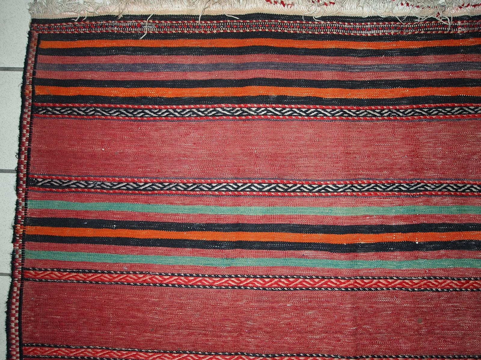 Handgefertigter Vintage-Teppich im Ardabil-Stil, 1940er Jahre, 1C596 im Angebot 5