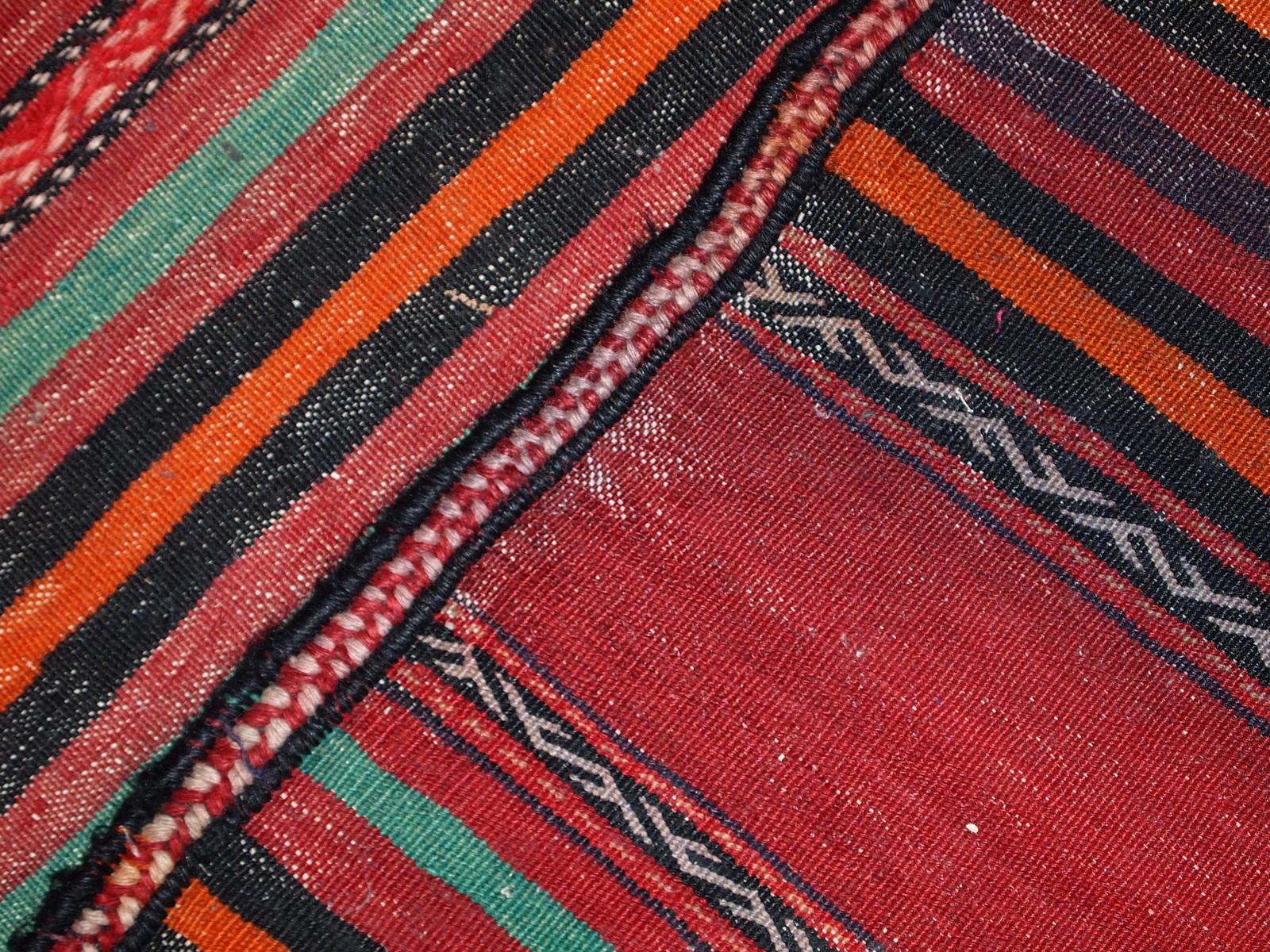Handgefertigter Vintage-Teppich im Ardabil-Stil, 1940er Jahre, 1C596 (Handgeknüpft) im Angebot