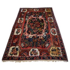 Handmade Vintage Bakhtiari Style Rug, 1970s, 1d33