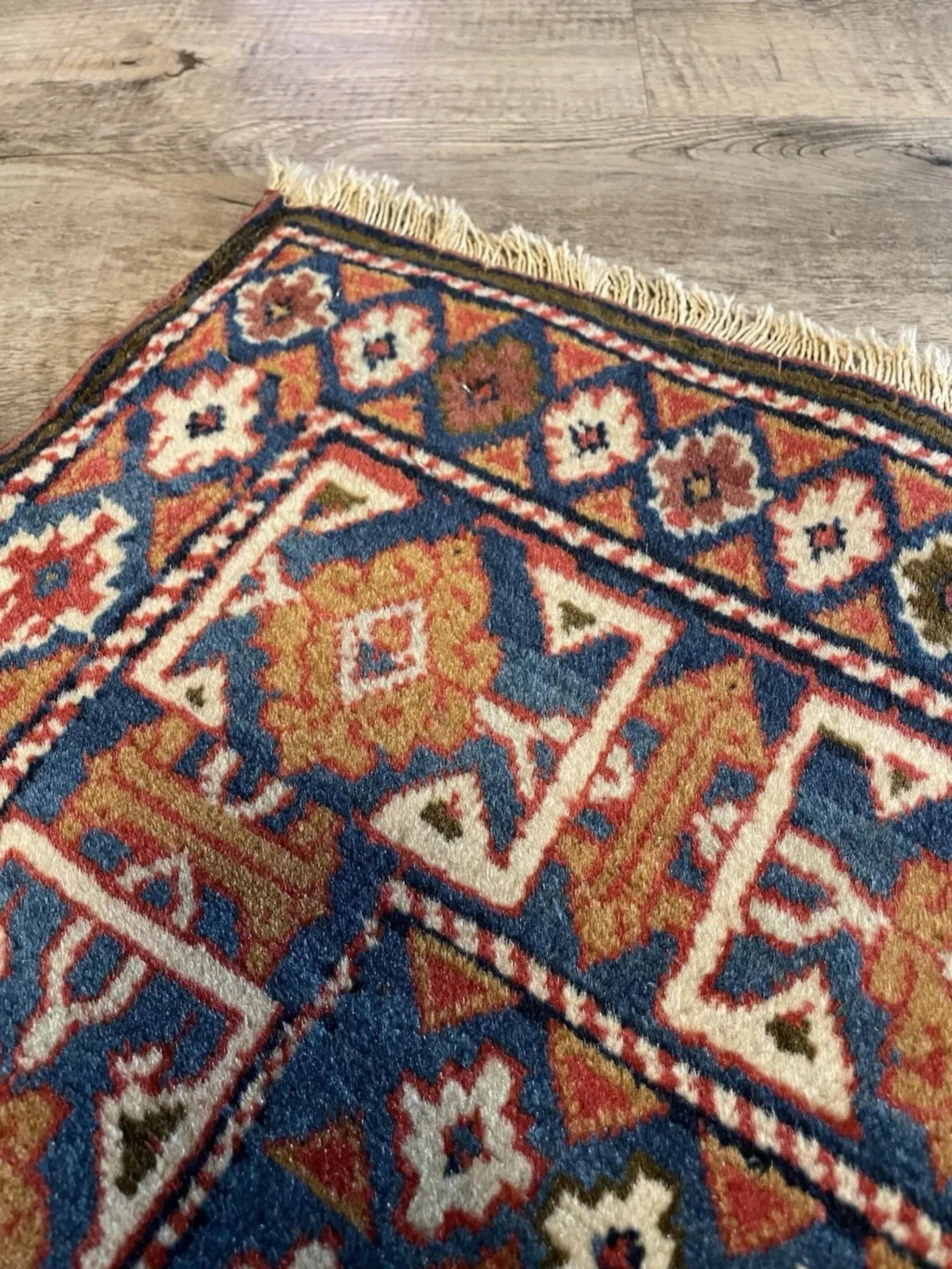 Handgefertigte Vintage kaukasischen Darband Teppich 3,3 'x 4,8', 1940er Jahre - 1N106 (Handgeknüpft) im Angebot