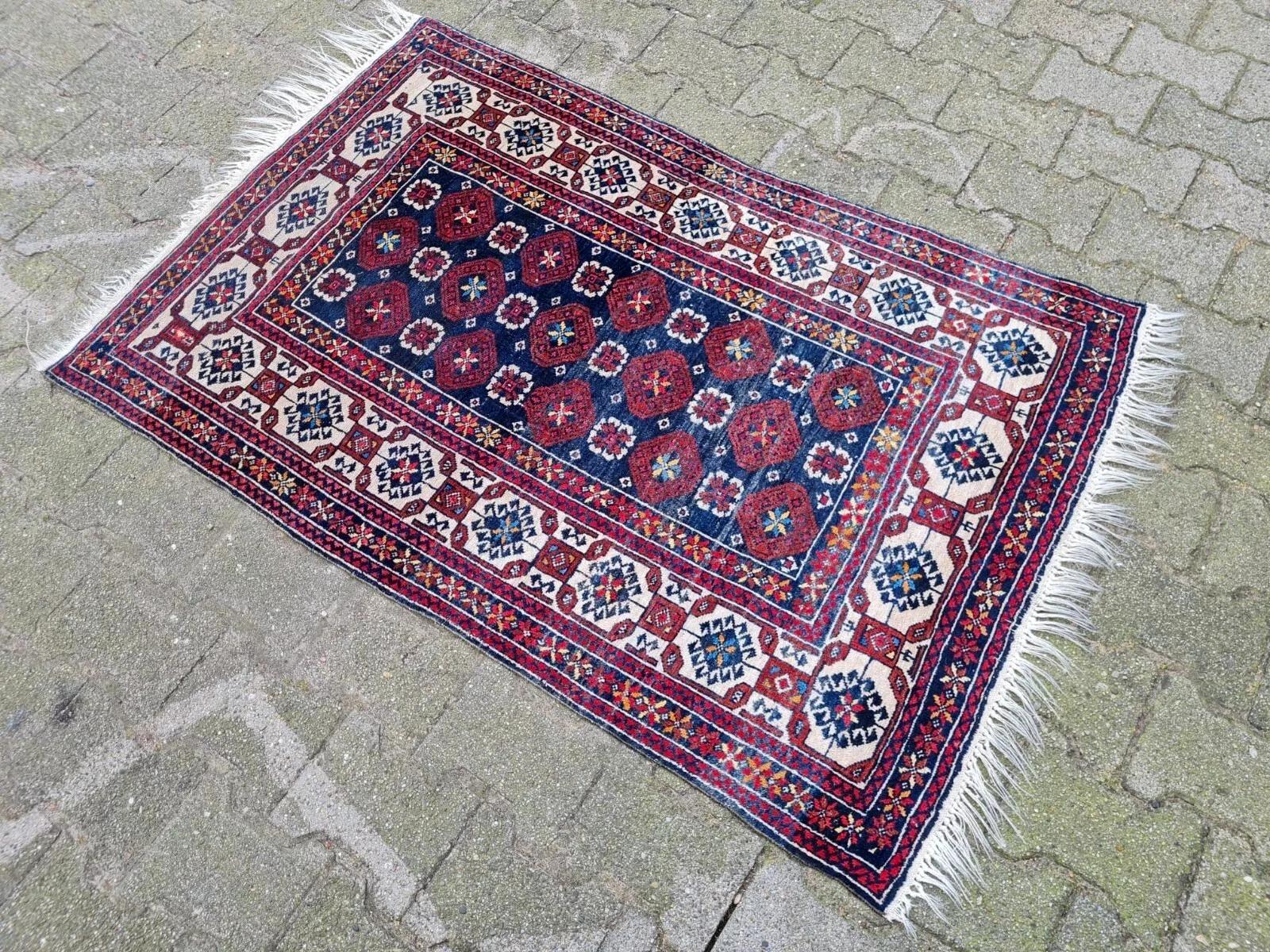 Handgefertigte Vintage kaukasischen Kazak Teppich 3 'x 4,3' 1970er Jahre - 2K36 (Französisch) im Angebot