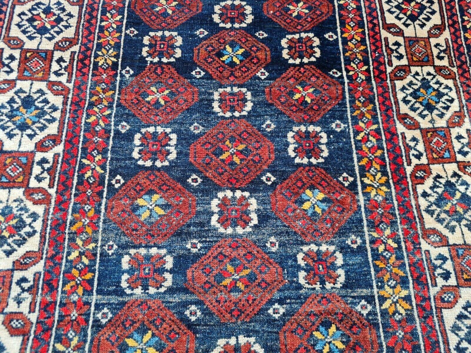 Handgefertigte Vintage kaukasischen Kazak Teppich 3 'x 4,3' 1970er Jahre - 2K36 im Zustand „Gut“ im Angebot in Bordeaux, FR