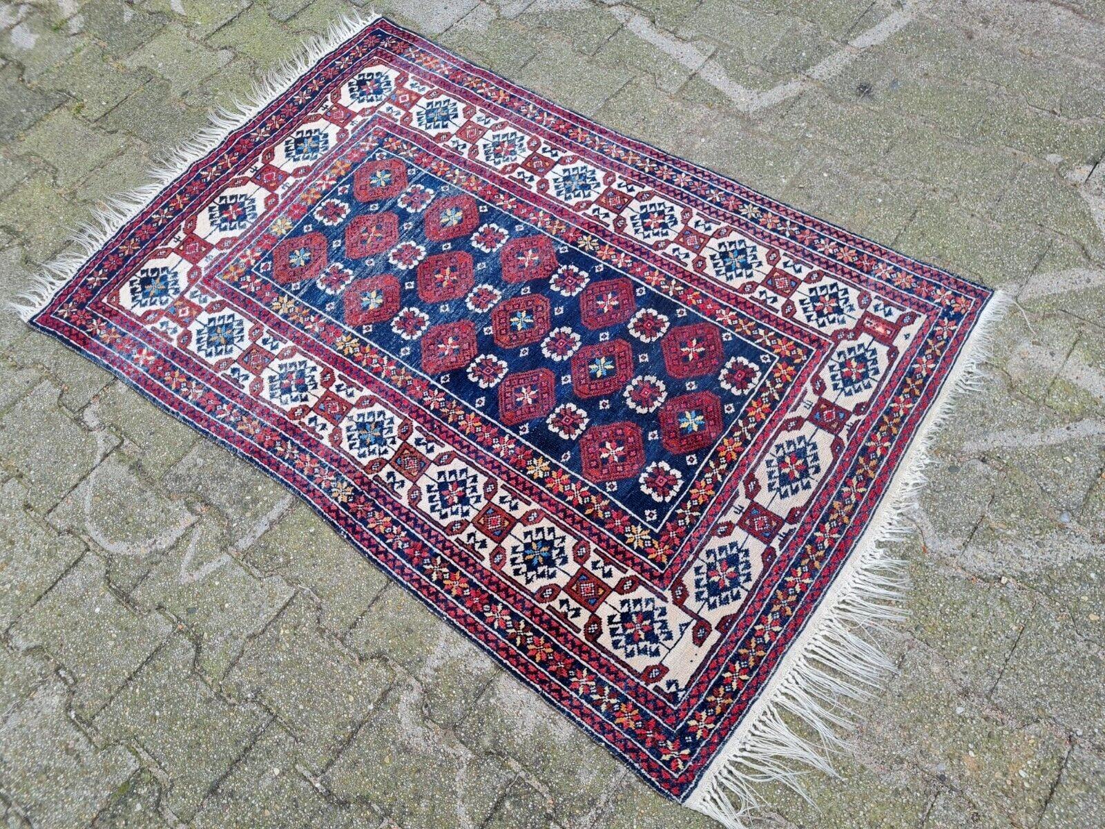 Handgefertigte Vintage kaukasischen Kazak Teppich 3 'x 4,3' 1970er Jahre - 2K36 (Ende des 20. Jahrhunderts) im Angebot