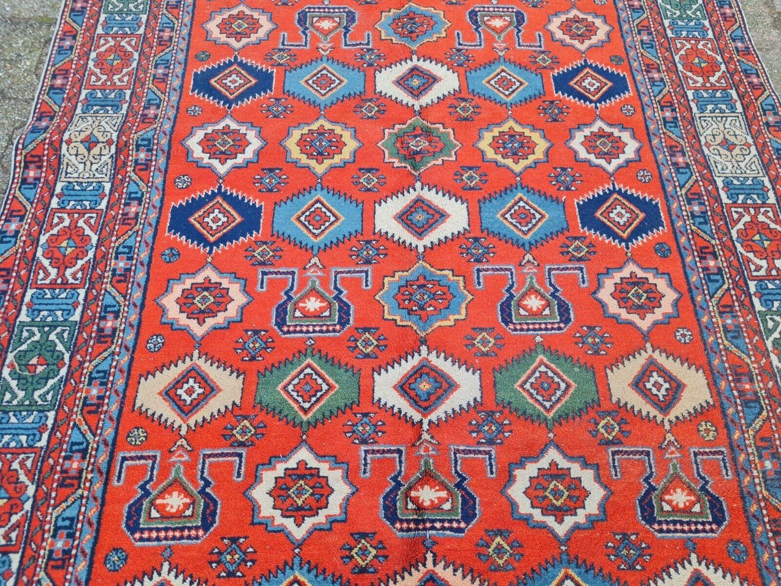 Alfombra kazaka vintage hecha a mano 4,4' x 6,7' años 80 - 2K31 en Bueno estado para la venta en Bordeaux, FR