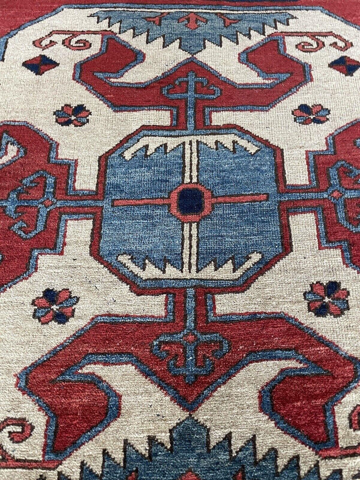 Handgefertigter kaukasischer Kasachischer Vintage-Teppich 5.1' x 5.9', 1970er Jahre - 1N60 (Handgewebt) im Angebot