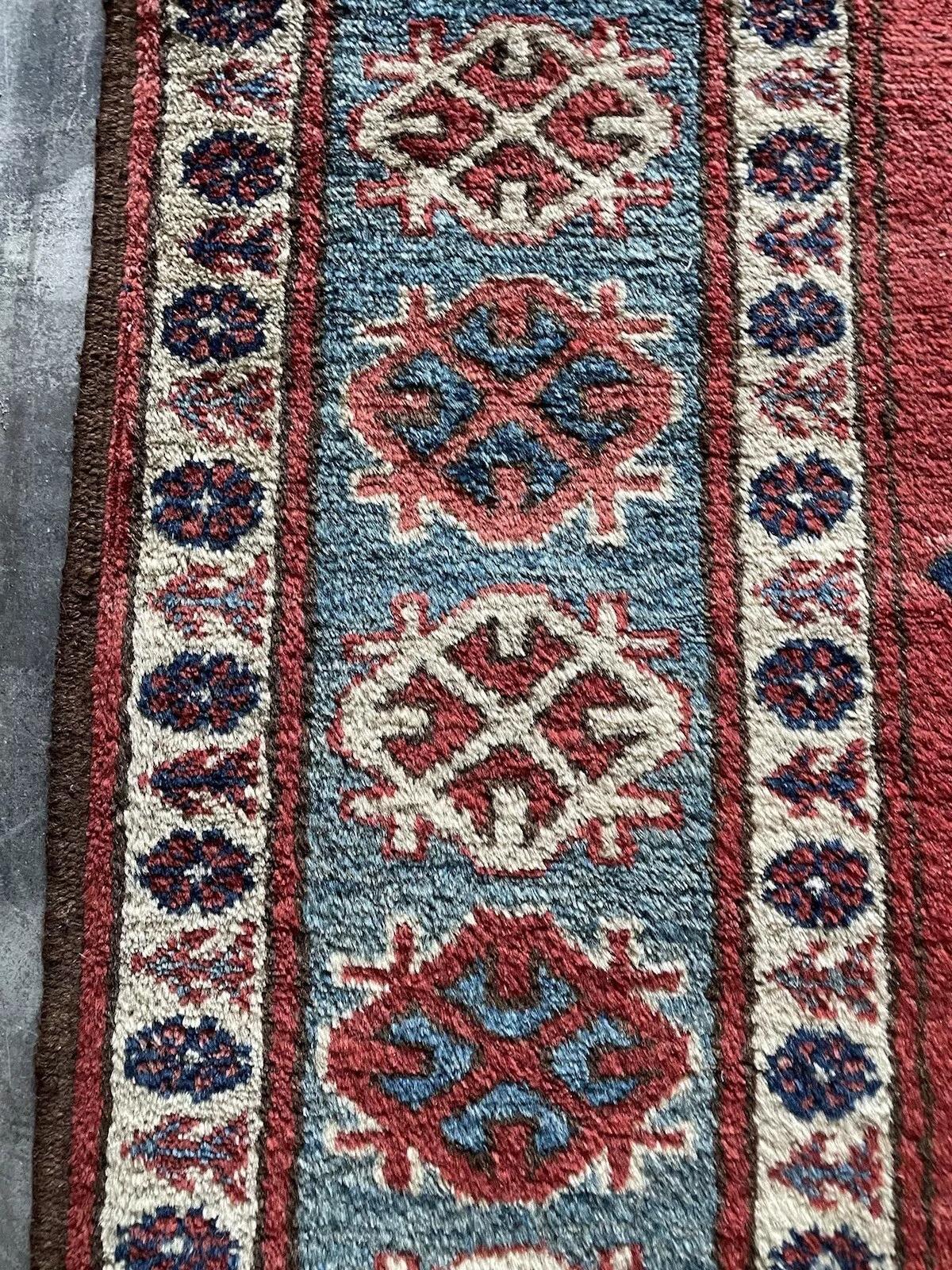 Handgefertigter kaukasischer Kasachischer Vintage-Teppich 5.1' x 5.9', 1970er Jahre - 1N60 im Angebot 2