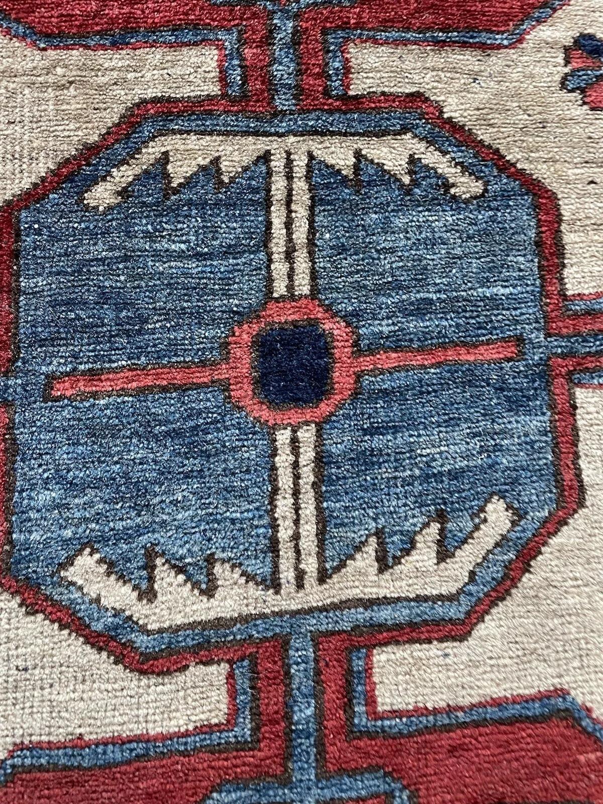 Handgefertigter kaukasischer Kasachischer Vintage-Teppich 5.1' x 5.9', 1970er Jahre - 1N60 im Angebot 3