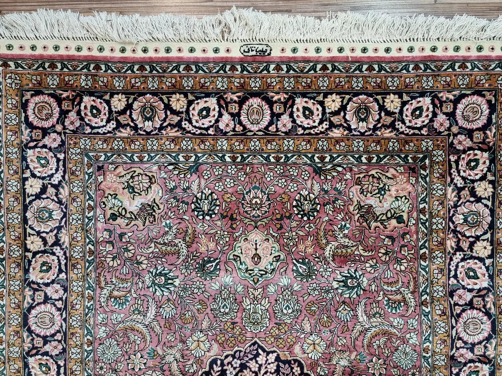 Handmade Vintage Chinese Qum Silk Rug 3' x 4.5', 1990s - 1D130 For Sale 1