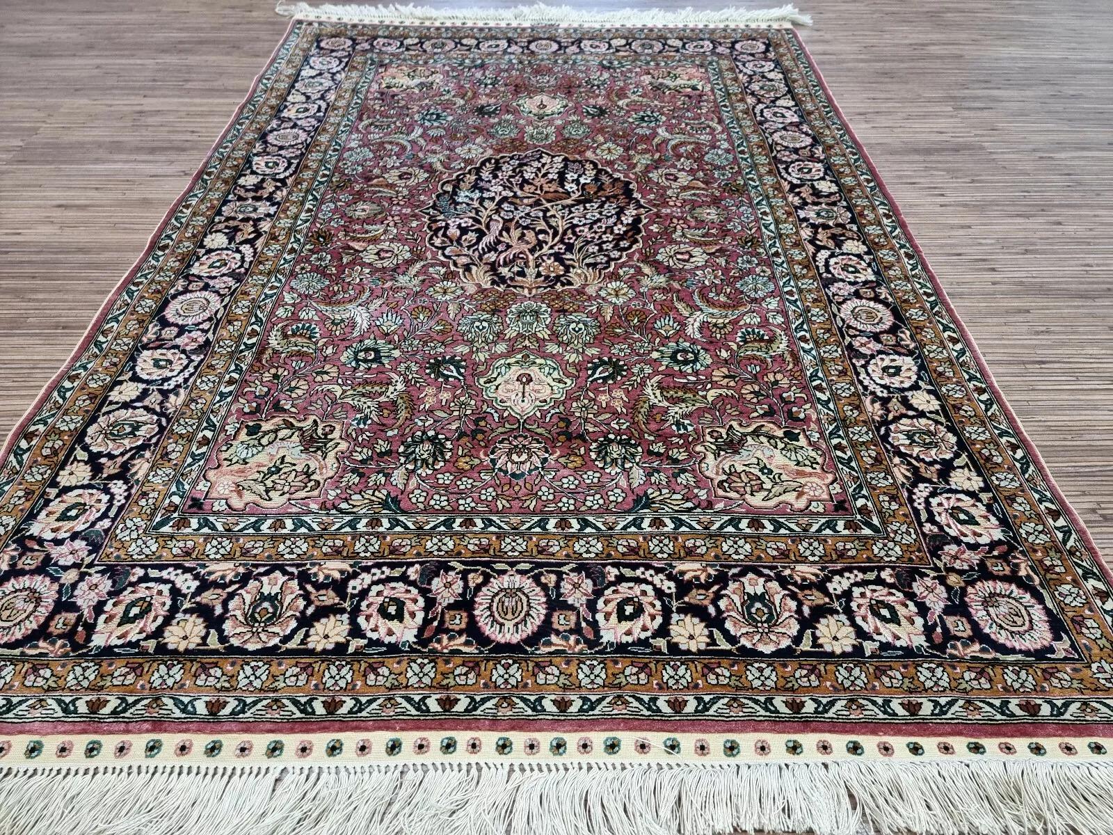 Handmade Vintage Chinese Qum Silk Rug 3' x 4.5', 1990s - 1D130 For Sale 3
