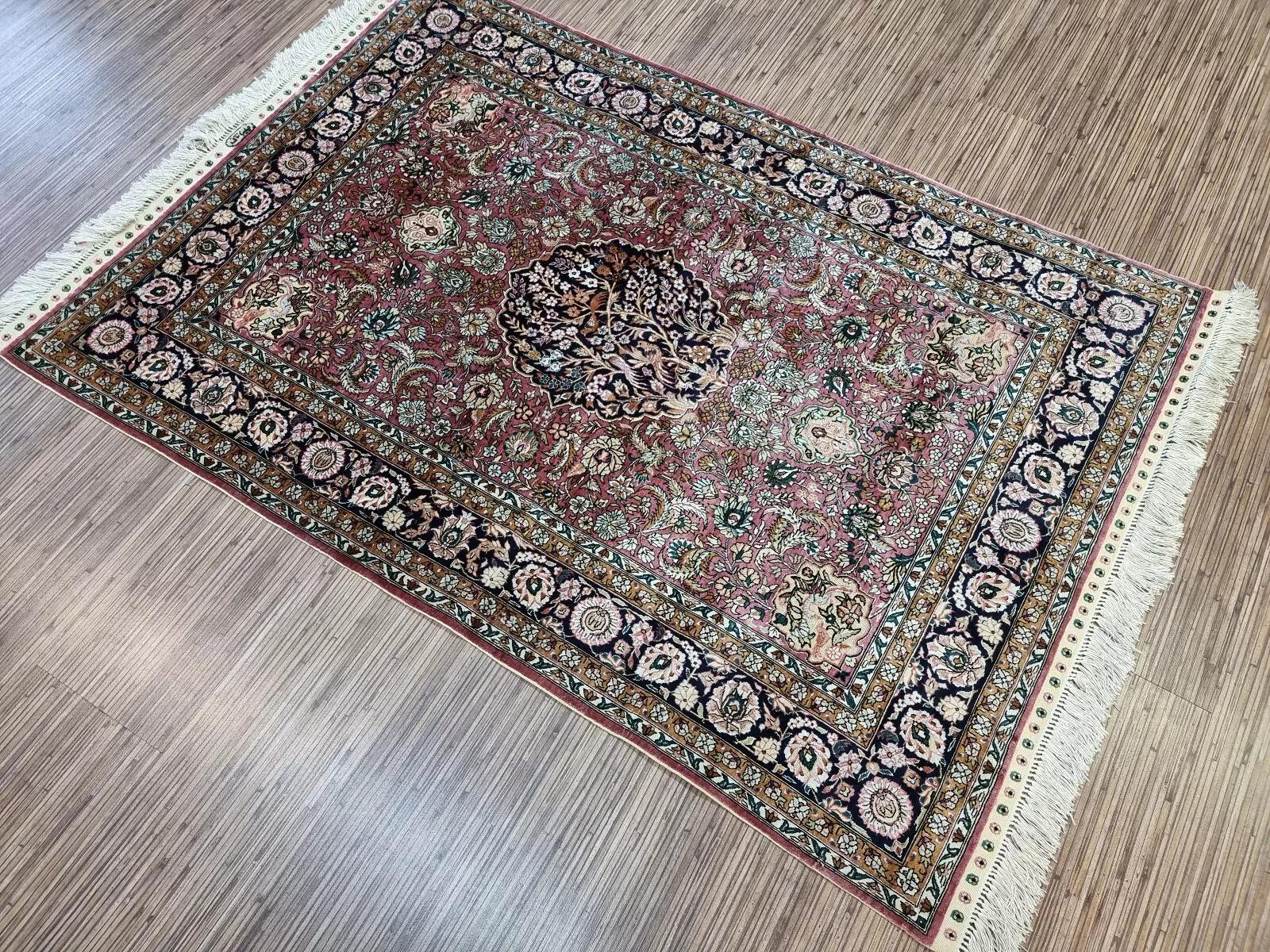 Handmade Vintage Chinese Qum Silk Rug 3' x 4.5', 1990s - 1D130 For Sale 4