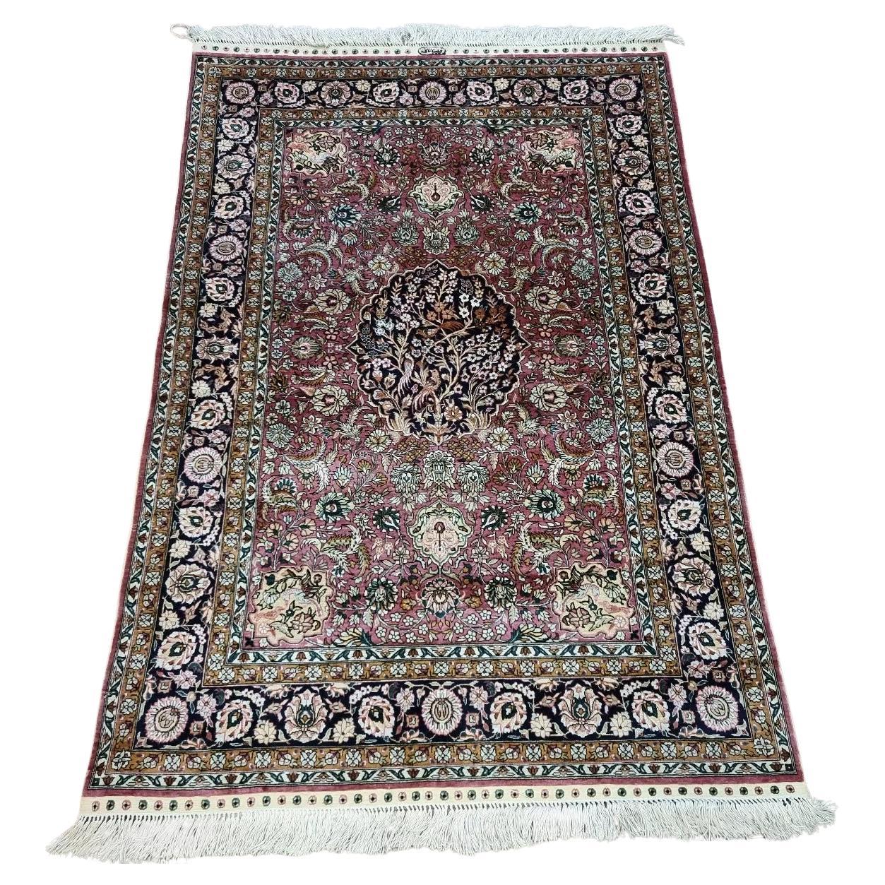 Handmade Vintage Chinese Qum Silk Rug 3' x 4.5', 1990s - 1D130 For Sale