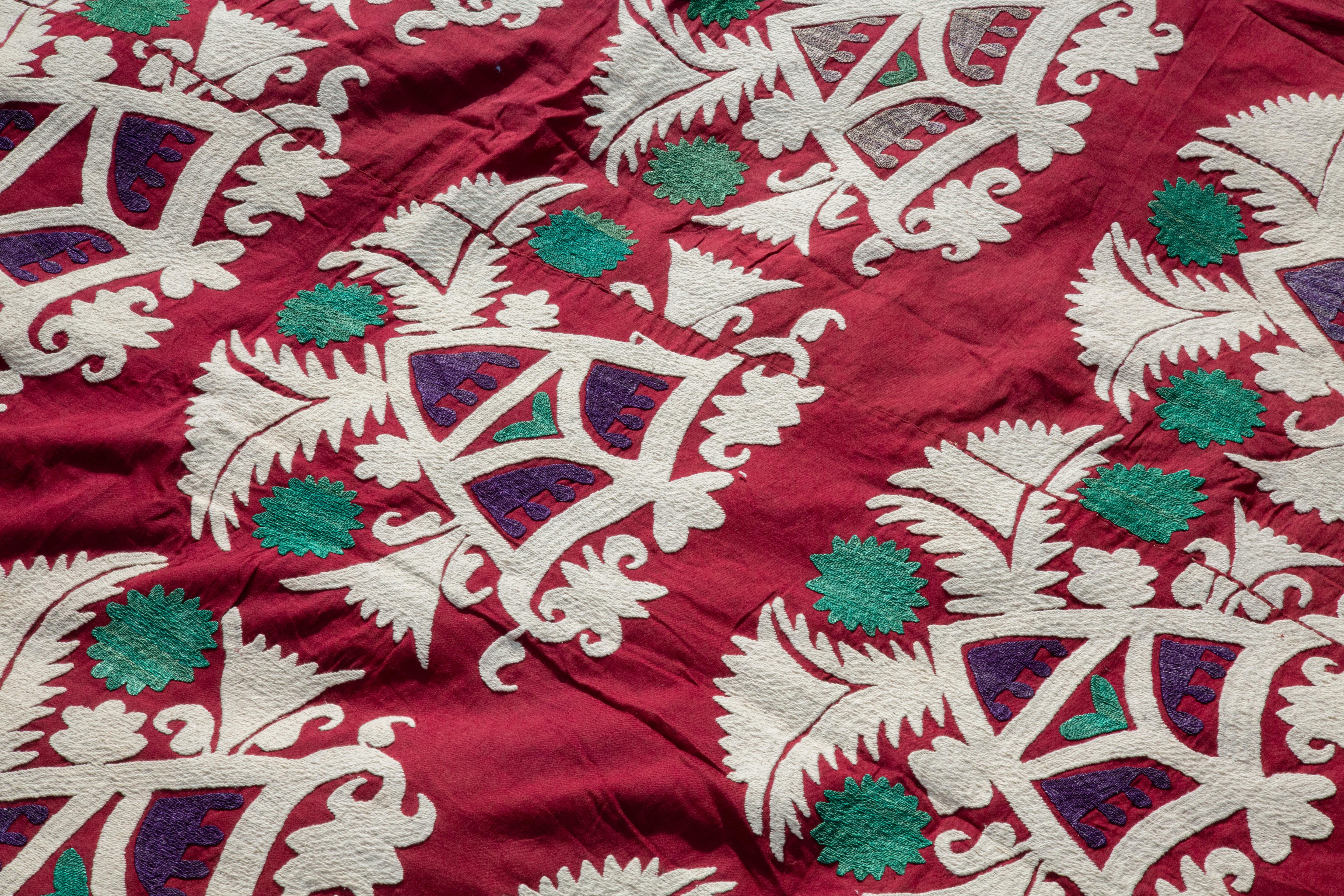 Handmade Vintage Cotton Suzani, Red, White, and Orange In Good Condition For Sale In New York, NY