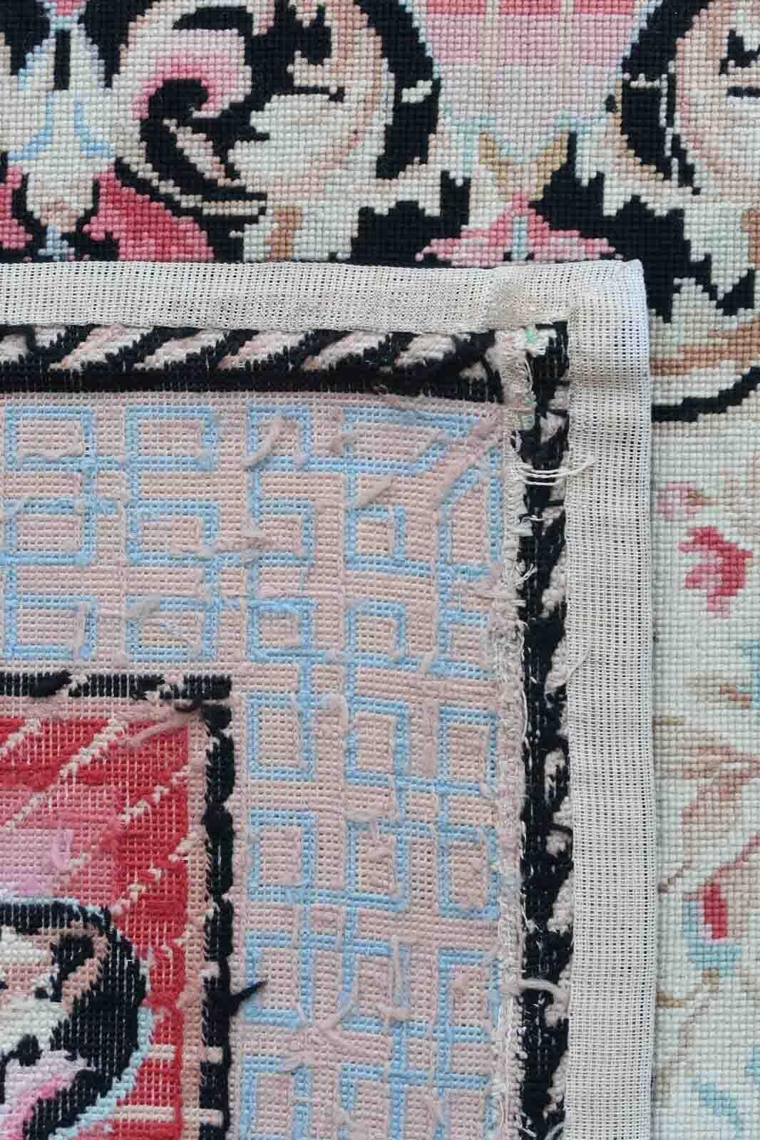 Handmade Vintage English Needlepoint, 1970s, 1P144 In Good Condition For Sale In Bordeaux, FR