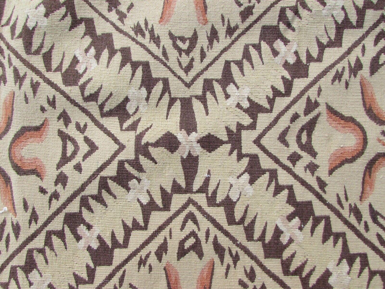 Handgefertigter französischer Aubusson Flachgewebe-Teppich im Vintage-Stil 7.9' x 9,8', 1970er Jahre, 1Q41 im Angebot 1