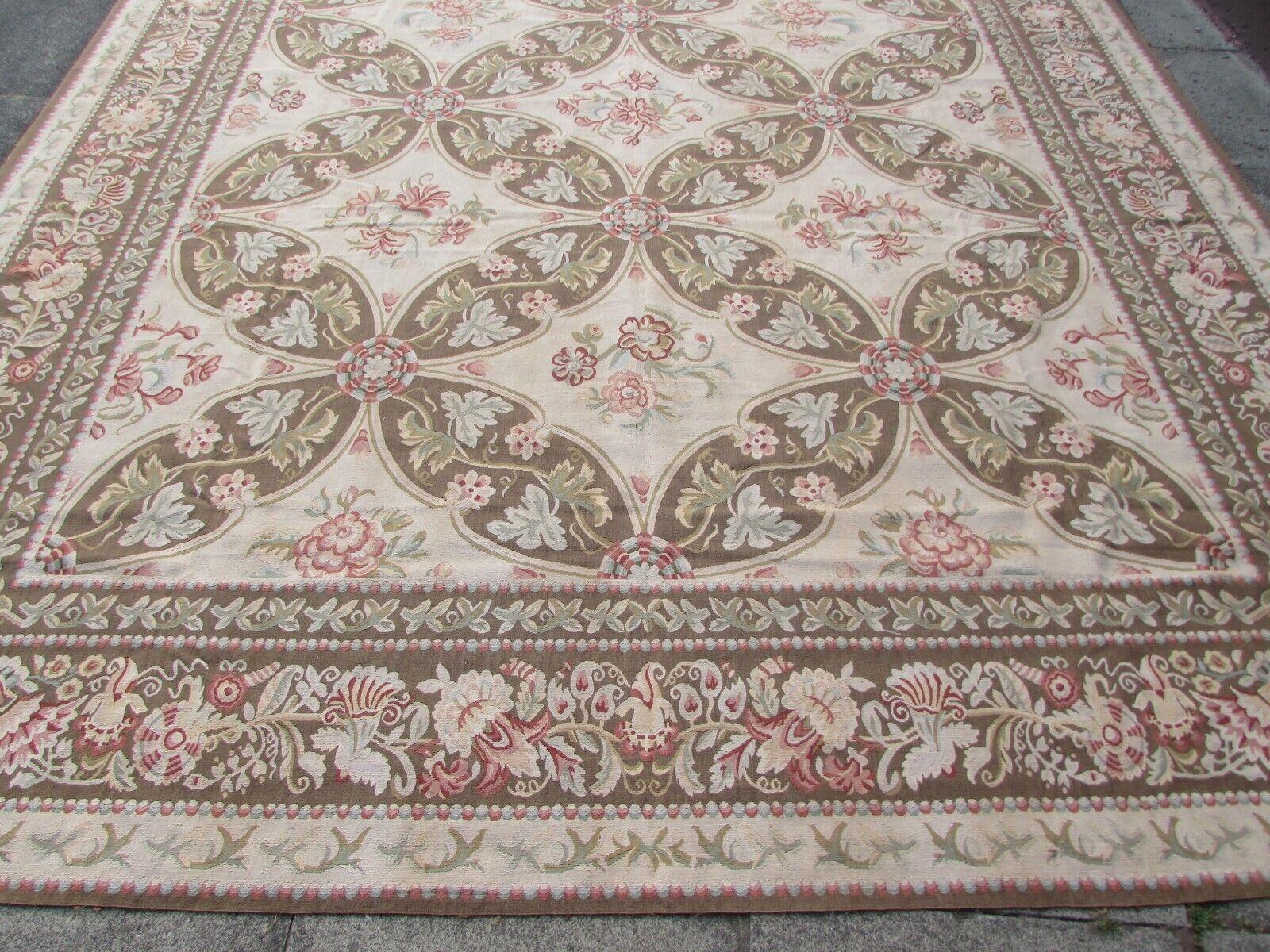 Handmade Vintage French Aubusson Flatweave Rug 9.9' x 14.2', 1970s, 1Q42 In Good Condition For Sale In Bordeaux, FR